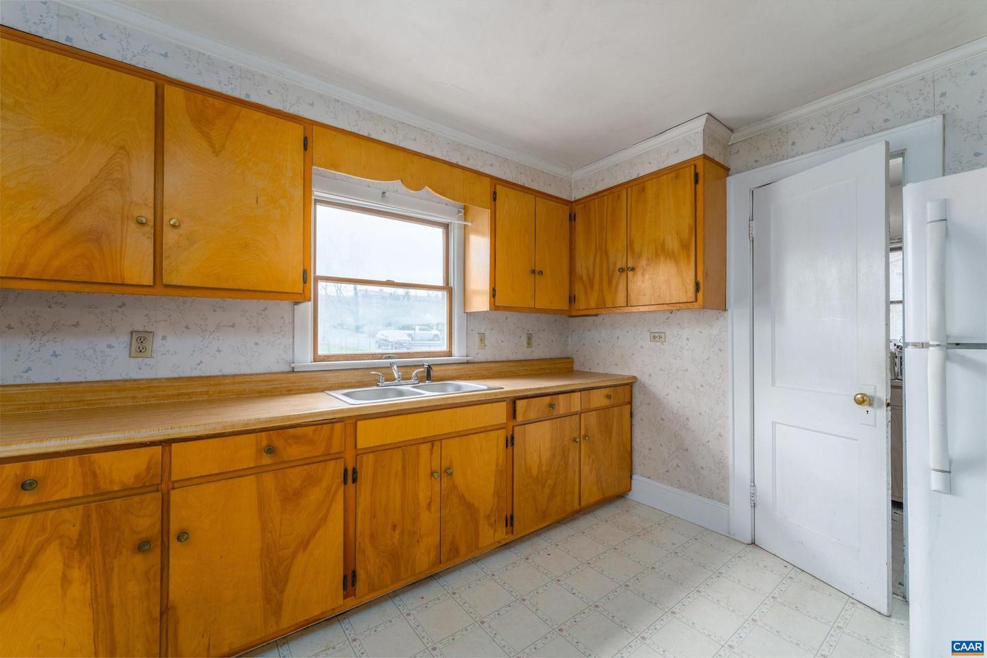 1316 CHESAPEAKE ST, CHARLOTTESVILLE, Virginia 22902, 2 Bedrooms Bedrooms, ,1 BathroomBathrooms,Residential,For sale,1316 CHESAPEAKE ST,665384 MLS # 665384