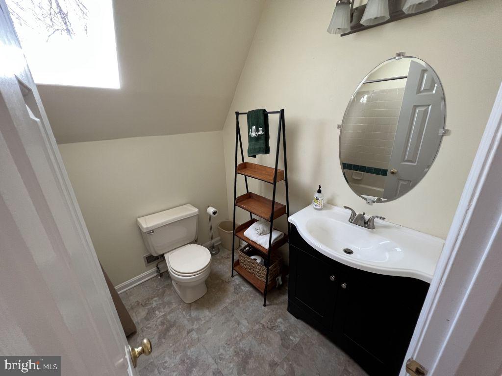 902 EASTOVER PKWY, LOCUST GROVE, Virginia 22508, 3 Bedrooms Bedrooms, ,3 BathroomsBathrooms,Residential,For sale,902 EASTOVER PKWY,VAOR2009838 MLS # VAOR2009838