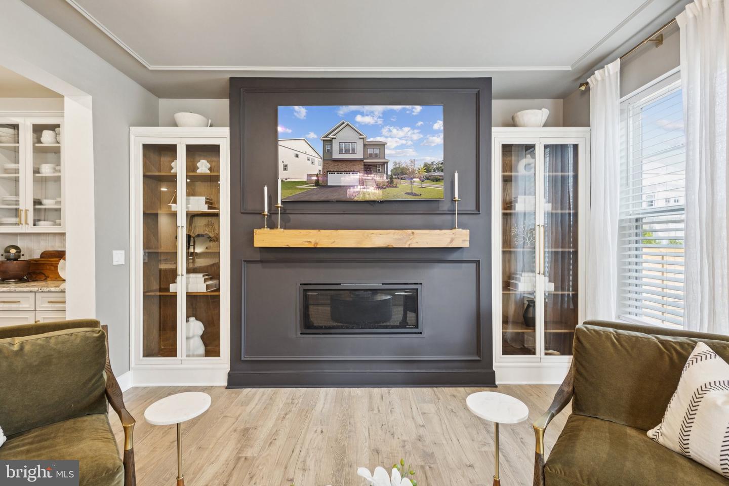 3880 HILLVIEW CT, ALEXANDRIA, Virginia 22310, 5 Bedrooms Bedrooms, ,3 BathroomsBathrooms,Residential,For sale,3880 HILLVIEW CT,VAFX2245332 MLS # VAFX2245332