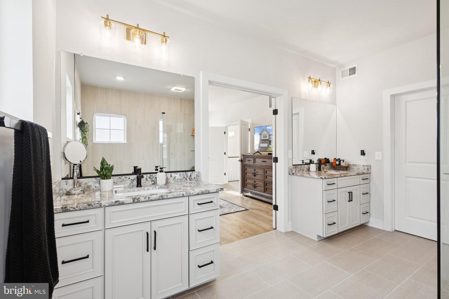 3880 HILLVIEW CT, ALEXANDRIA, Virginia 22310, 5 Bedrooms Bedrooms, ,3 BathroomsBathrooms,Residential,For sale,3880 HILLVIEW CT,VAFX2245332 MLS # VAFX2245332