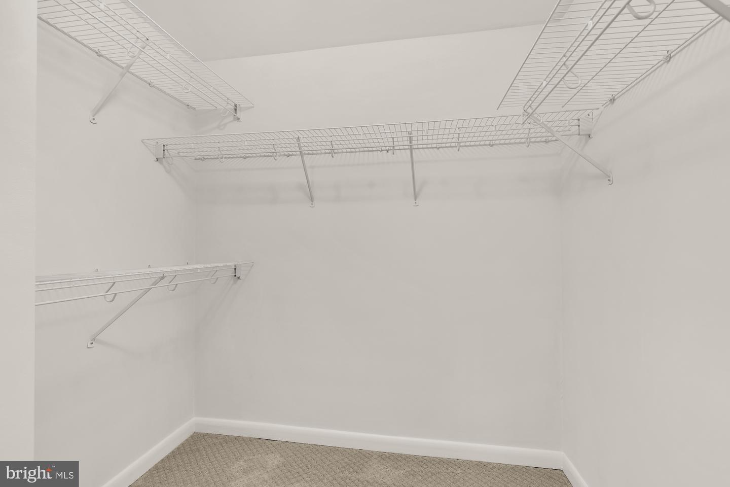 1021 N GARFIELD ST #B37, ARLINGTON, Virginia 22201, 2 Bedrooms Bedrooms, ,2 BathroomsBathrooms,Residential,For sale,1021 N GARFIELD ST #B37,VAAR2058694 MLS # VAAR2058694