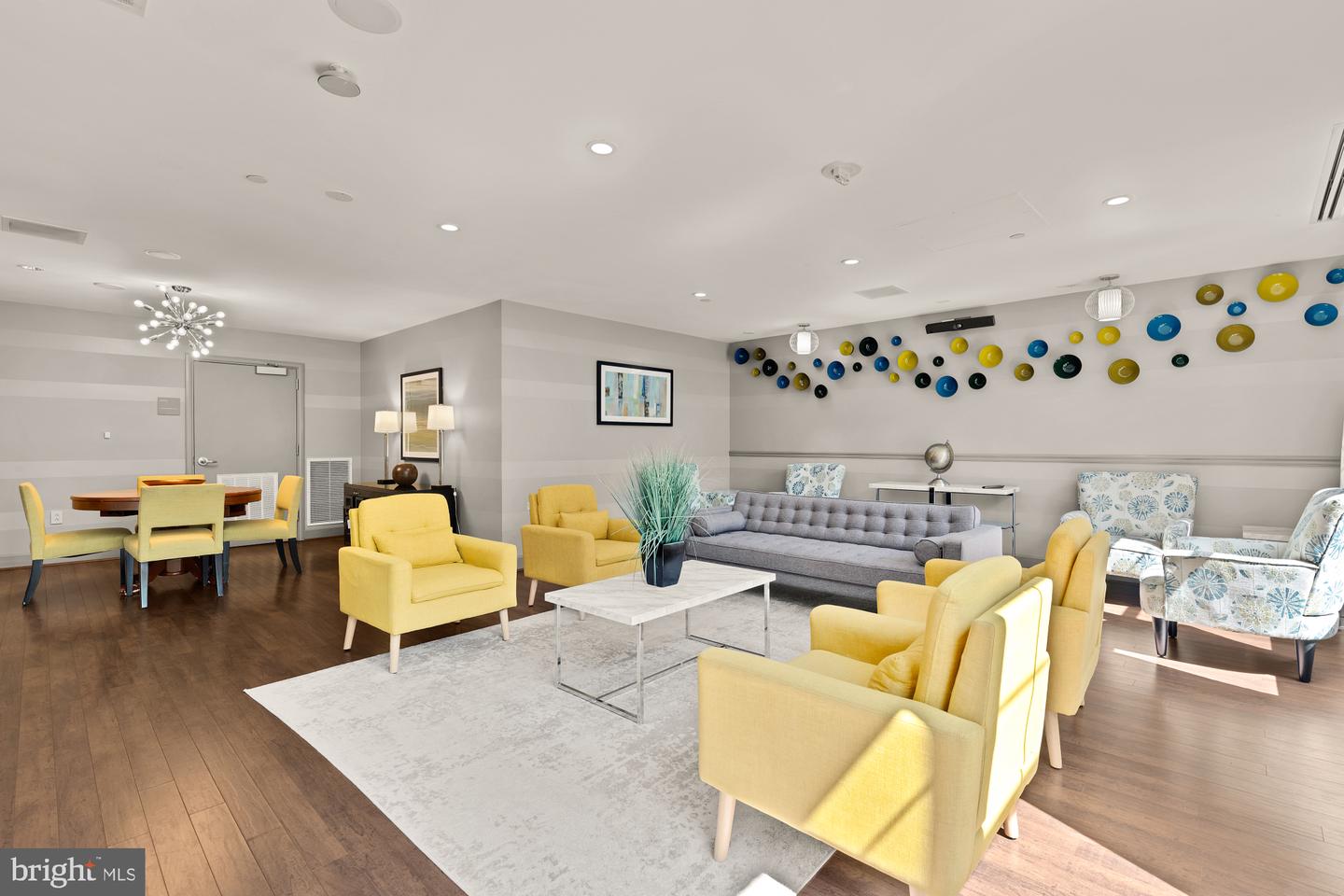 1021 N GARFIELD ST #B37, ARLINGTON, Virginia 22201, 2 Bedrooms Bedrooms, ,2 BathroomsBathrooms,Residential,For sale,1021 N GARFIELD ST #B37,VAAR2058694 MLS # VAAR2058694