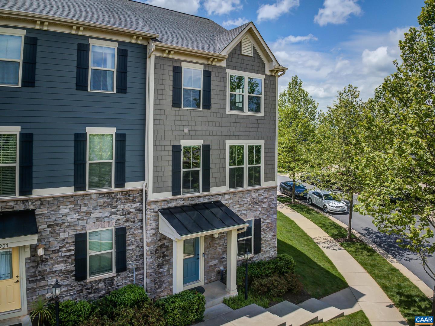 905 FLAT WATERS LN, CHARLOTTESVILLE, Virginia 22911, 4 Bedrooms Bedrooms, ,3 BathroomsBathrooms,Residential,For sale,905 FLAT WATERS LN,665348 MLS # 665348