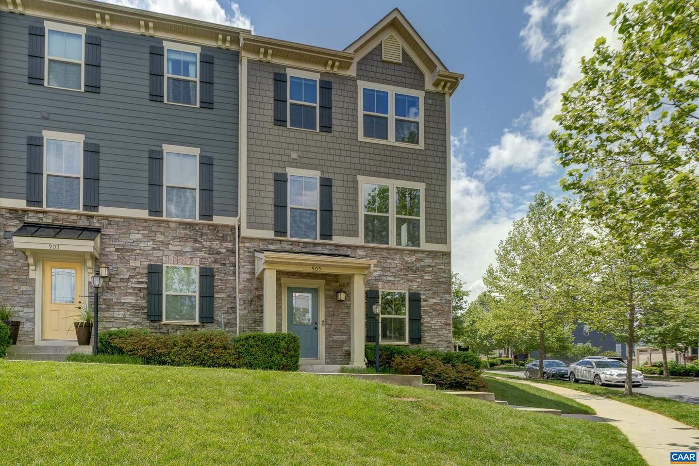 905 FLAT WATERS LN, CHARLOTTESVILLE, Virginia 22911, 4 Bedrooms Bedrooms, ,3 BathroomsBathrooms,Residential,For sale,905 FLAT WATERS LN,665348 MLS # 665348