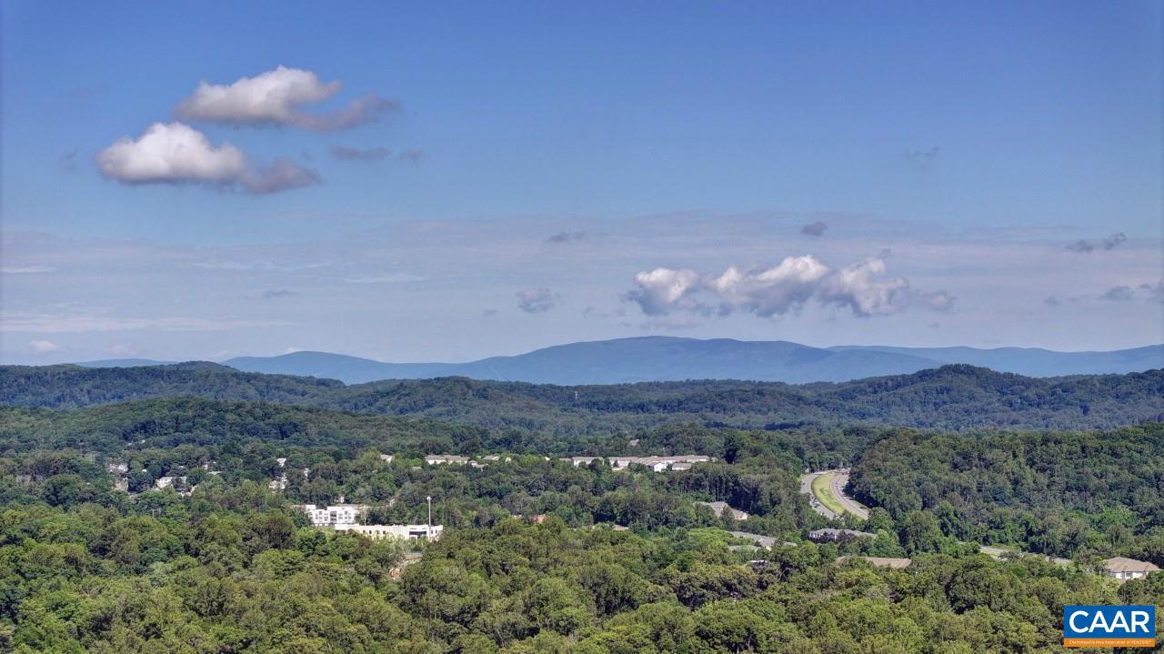 1255 COPPERSTONE DR, CHARLOTTESVILLE, Virginia 22902, 2 Bedrooms Bedrooms, ,2 BathroomsBathrooms,Residential,For sale,1255 COPPERSTONE DR,665356 MLS # 665356