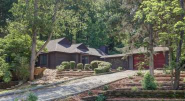 1255 COPPERSTONE DR, CHARLOTTESVILLE, Virginia 22902, 2 Bedrooms Bedrooms, ,2 BathroomsBathrooms,Residential,For sale,1255 COPPERSTONE DR,665356 MLS # 665356