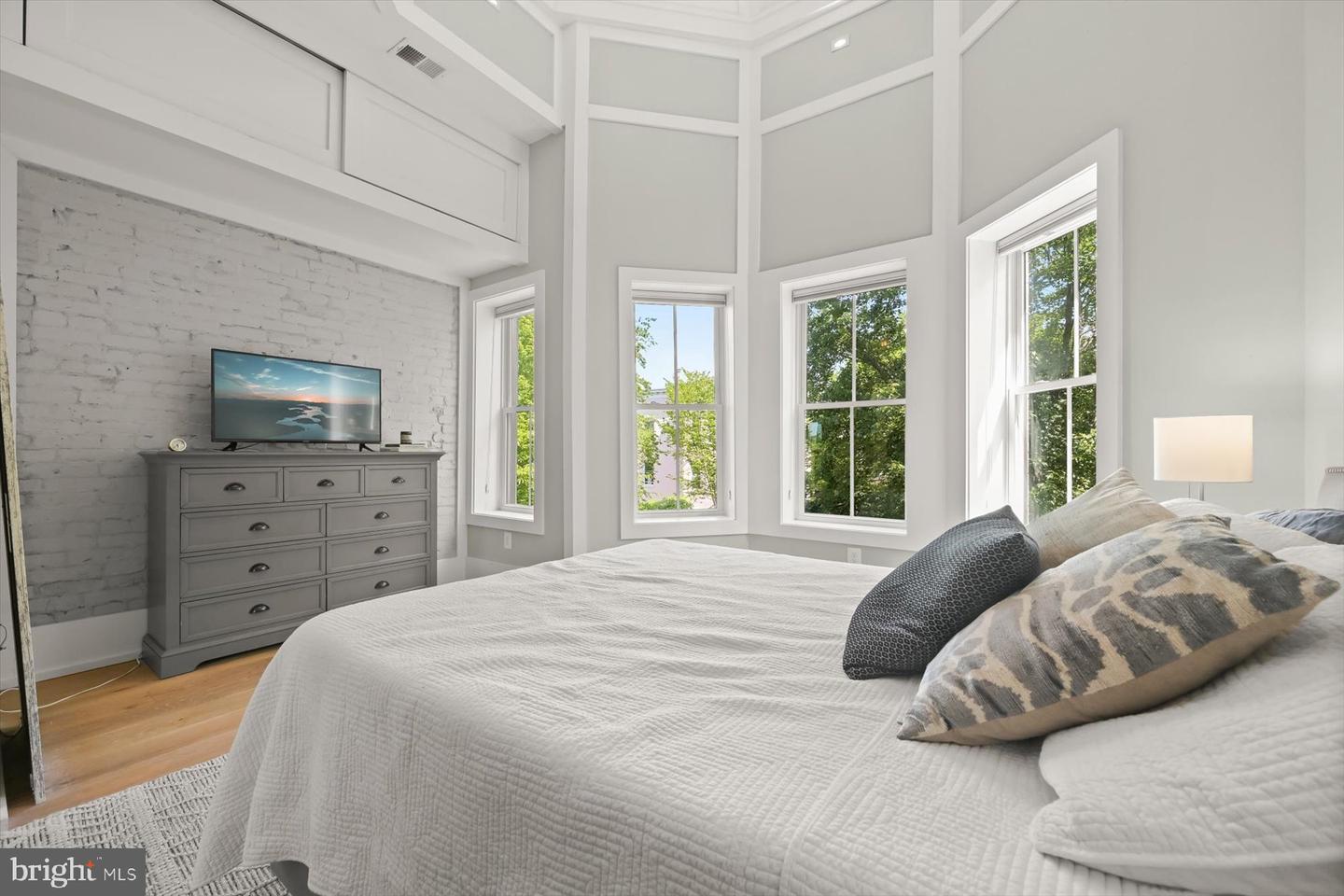 78 U ST NW, WASHINGTON, District Of Columbia 20001, 5 Bedrooms Bedrooms, ,3 BathroomsBathrooms,Residential,For sale,78 U ST NW,DCDC2204092 MLS # DCDC2204092