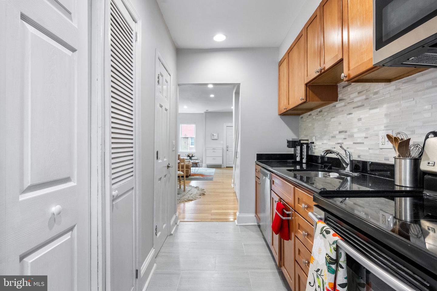 1220 WYLIE ST NE, WASHINGTON, District Of Columbia 20002, 3 Bedrooms Bedrooms, ,1 BathroomBathrooms,Residential,For sale,1220 WYLIE ST NE,DCDC2204152 MLS # DCDC2204152
