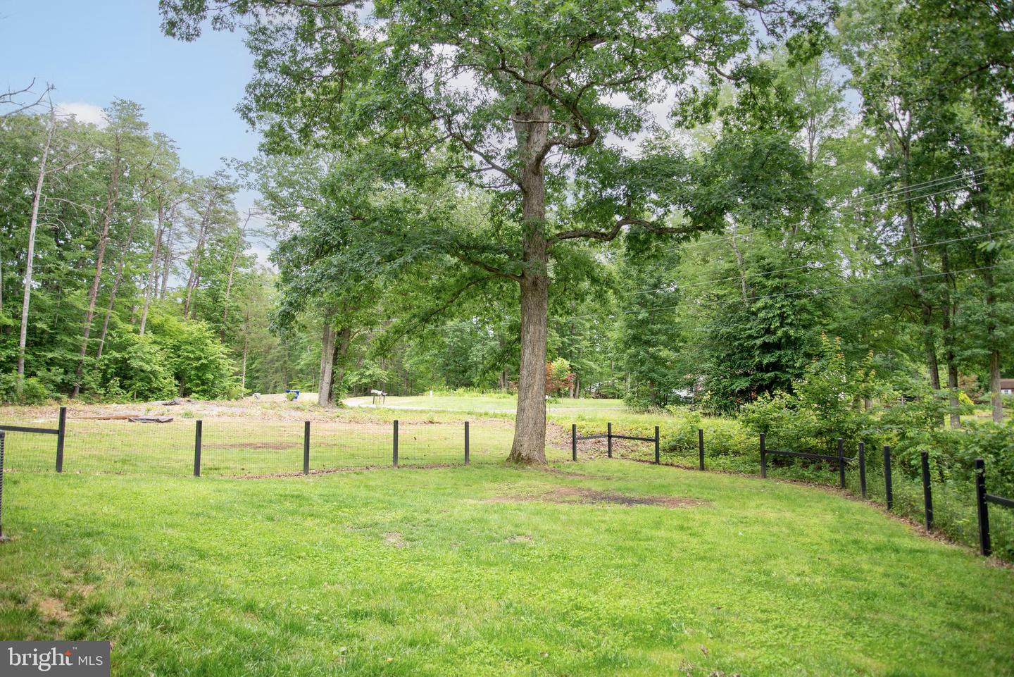 5588 COURTNEYS CORNER RD, SUMERDUCK, Virginia 22742, 2 Bedrooms Bedrooms, ,2 BathroomsBathrooms,Residential,For sale,5588 COURTNEYS CORNER RD,VAFQ2016942 MLS # VAFQ2016942