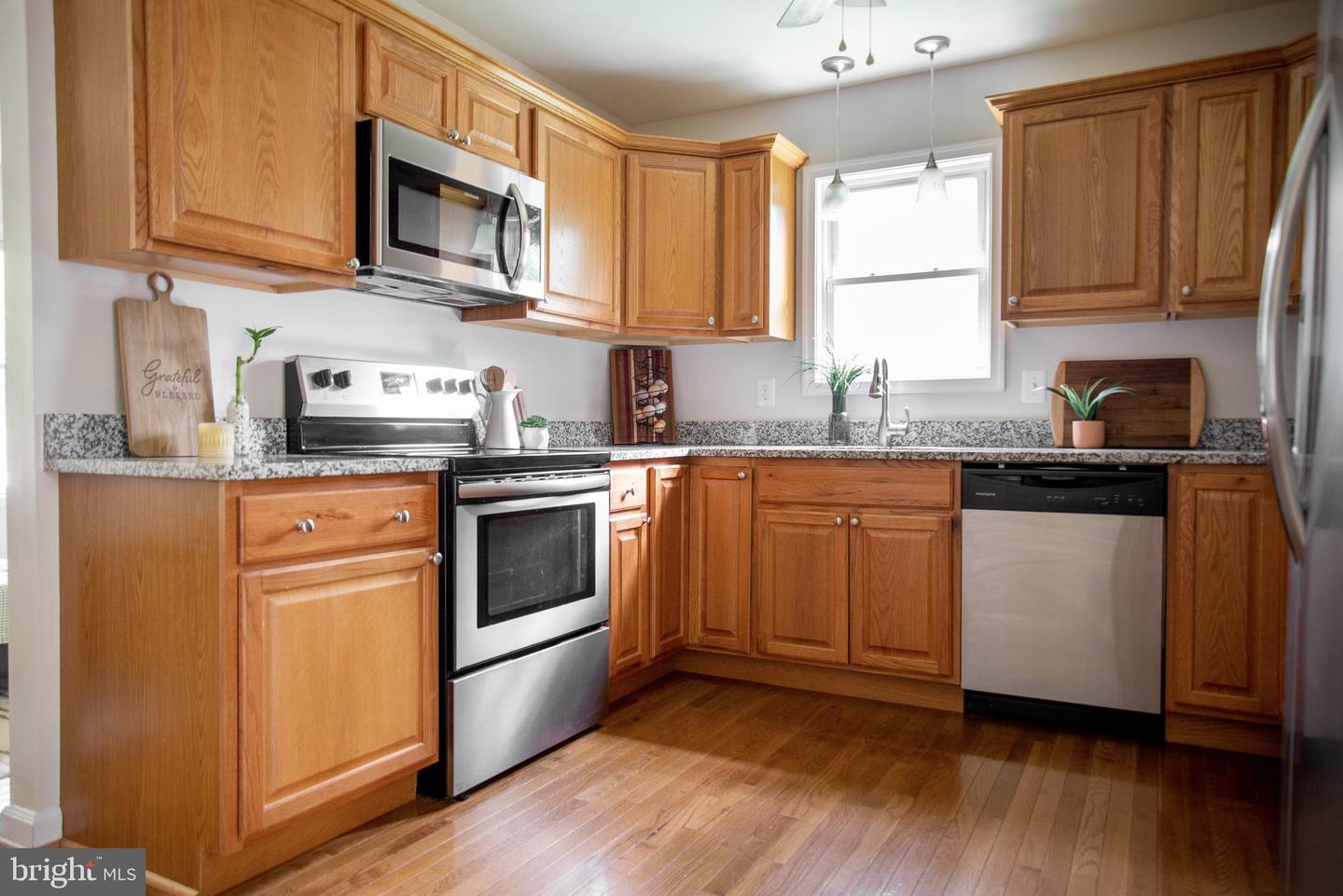 5588 COURTNEYS CORNER RD, SUMERDUCK, Virginia 22742, 2 Bedrooms Bedrooms, ,2 BathroomsBathrooms,Residential,For sale,5588 COURTNEYS CORNER RD,VAFQ2016942 MLS # VAFQ2016942