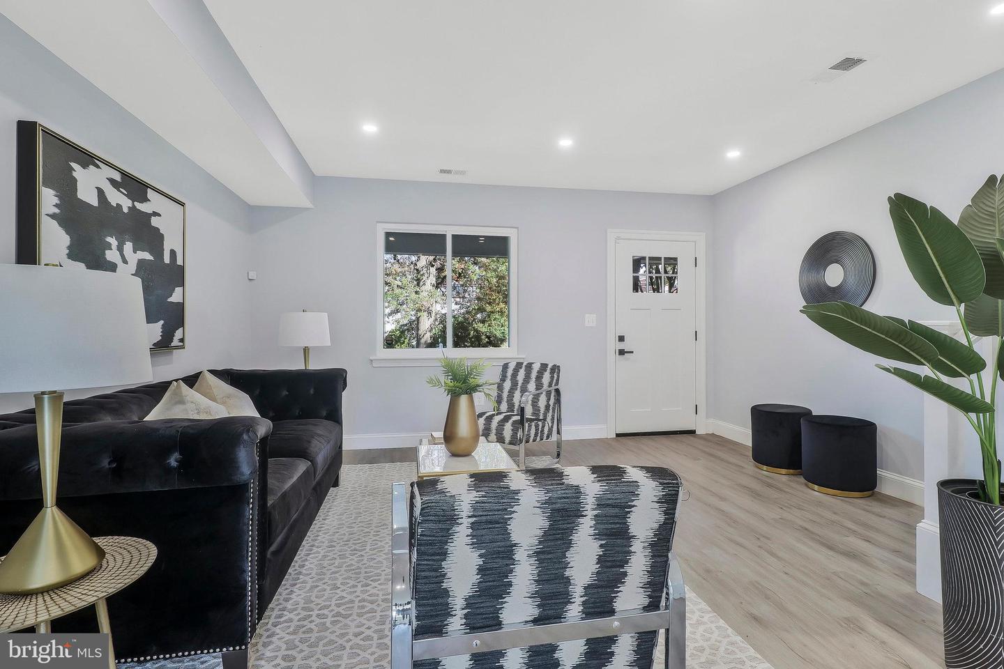 1515 MONTANA AVE NE, WASHINGTON, District Of Columbia 20018, 3 Bedrooms Bedrooms, ,3 BathroomsBathrooms,Residential,For sale,1515 MONTANA AVE NE,DCDC2204232 MLS # DCDC2204232