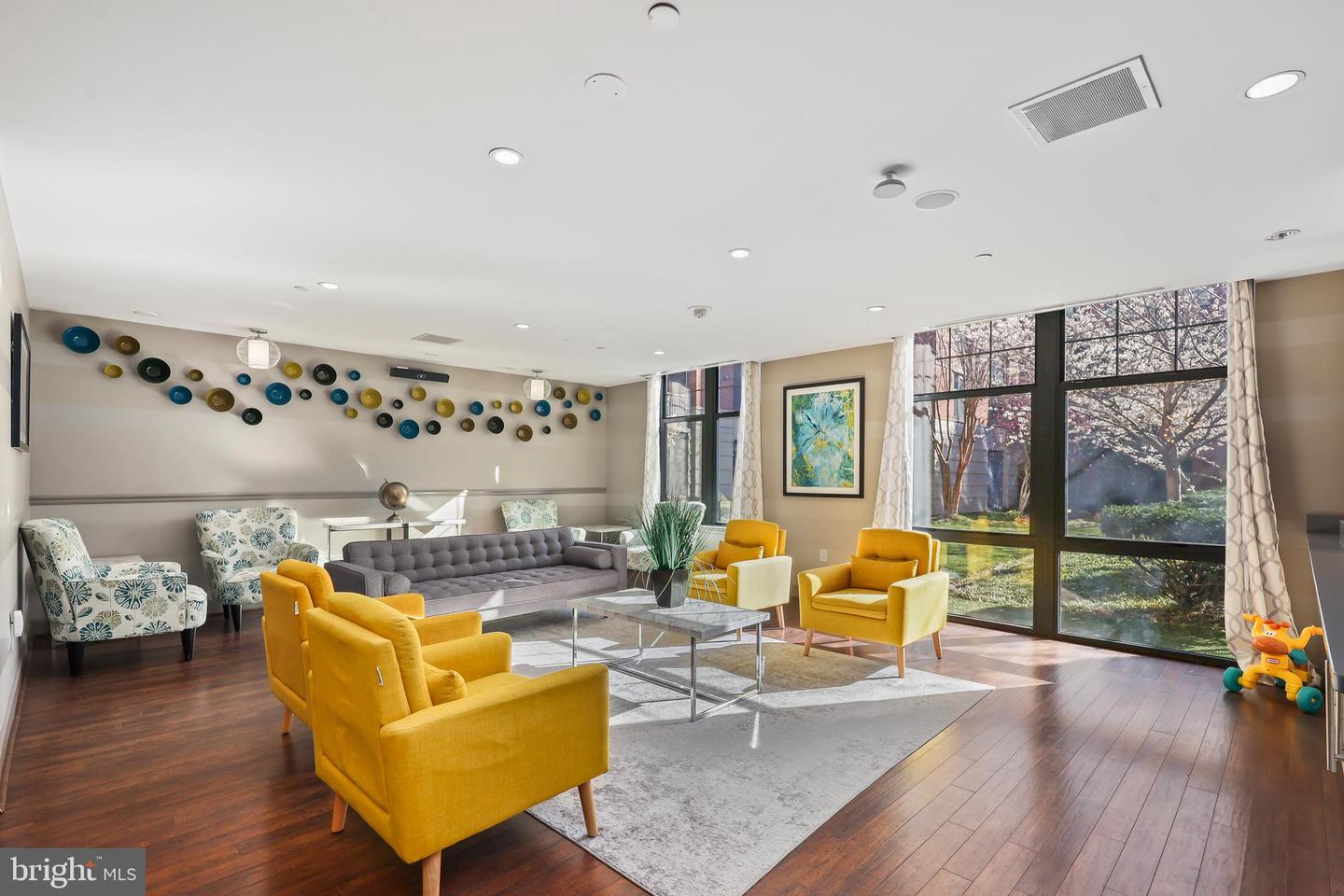1021 N GARFIELD ST #328, ARLINGTON, Virginia 22201, 1 Bedroom Bedrooms, ,1 BathroomBathrooms,Residential,For sale,1021 N GARFIELD ST #328,VAAR2058754 MLS # VAAR2058754
