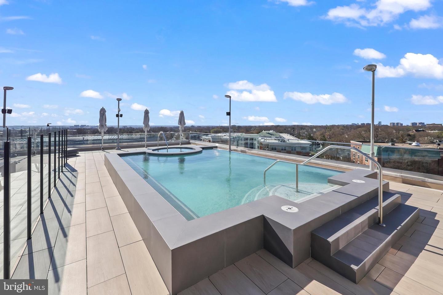 1021 N GARFIELD ST #328, ARLINGTON, Virginia 22201, 1 Bedroom Bedrooms, ,1 BathroomBathrooms,Residential,For sale,1021 N GARFIELD ST #328,VAAR2058754 MLS # VAAR2058754