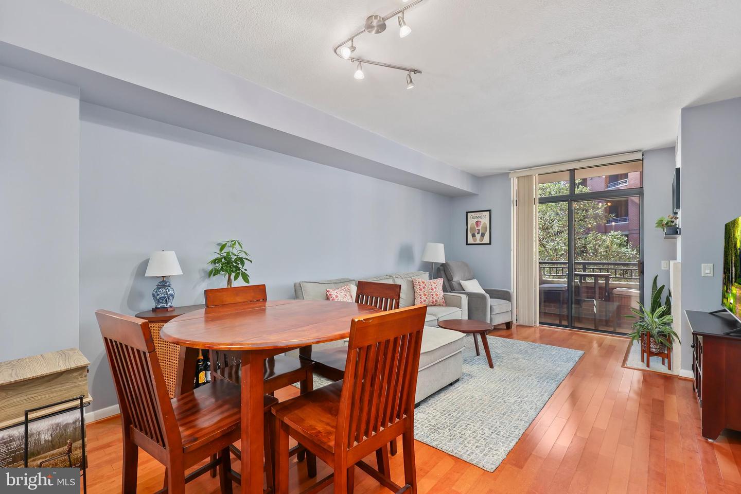 1021 N GARFIELD ST #328, ARLINGTON, Virginia 22201, 1 Bedroom Bedrooms, ,1 BathroomBathrooms,Residential,For sale,1021 N GARFIELD ST #328,VAAR2058754 MLS # VAAR2058754