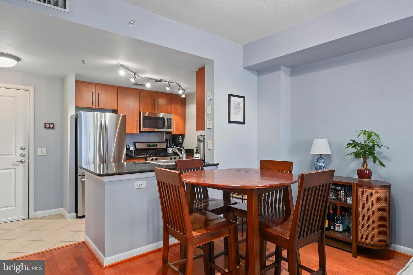 1021 N GARFIELD ST #328, ARLINGTON, Virginia 22201, 1 Bedroom Bedrooms, ,1 BathroomBathrooms,Residential,For sale,1021 N GARFIELD ST #328,VAAR2058754 MLS # VAAR2058754