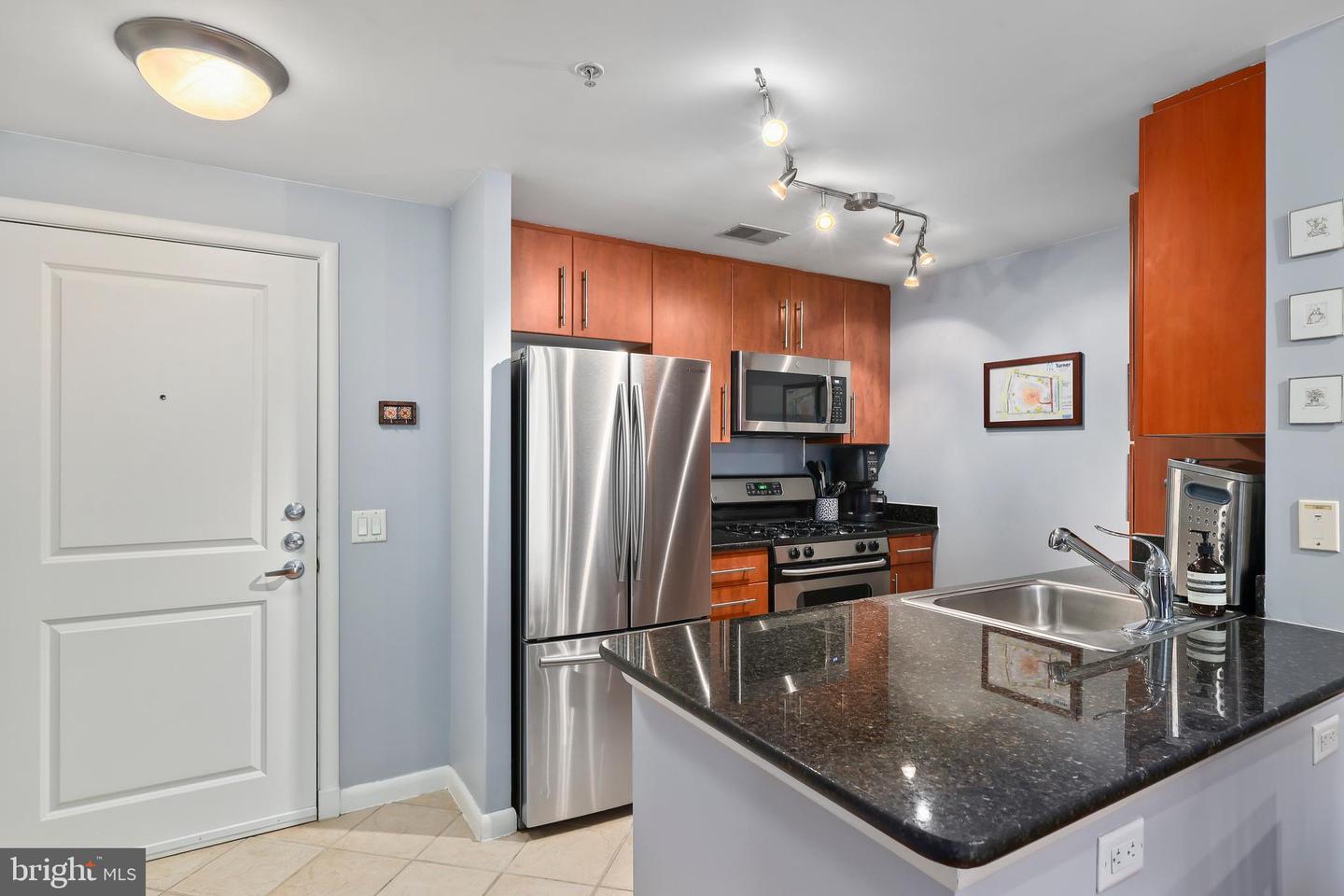 1021 N GARFIELD ST #328, ARLINGTON, Virginia 22201, 1 Bedroom Bedrooms, ,1 BathroomBathrooms,Residential,For sale,1021 N GARFIELD ST #328,VAAR2058754 MLS # VAAR2058754