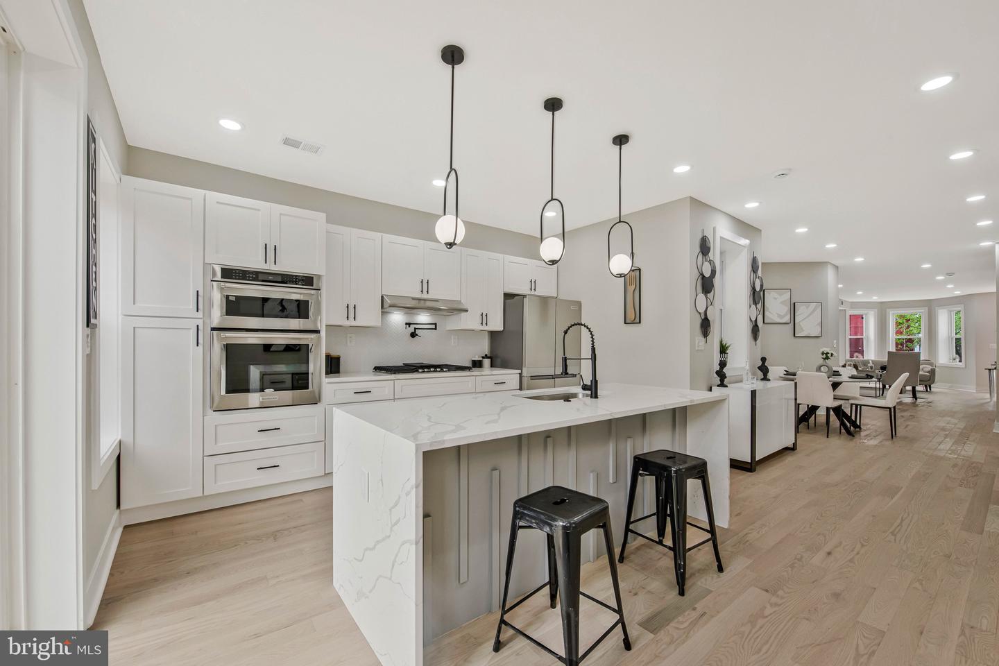 1713 4TH ST NW, WASHINGTON, District Of Columbia 20001, 3 Bedrooms Bedrooms, ,2 BathroomsBathrooms,Residential,For sale,1713 4TH ST NW,DCDC2204236 MLS # DCDC2204236