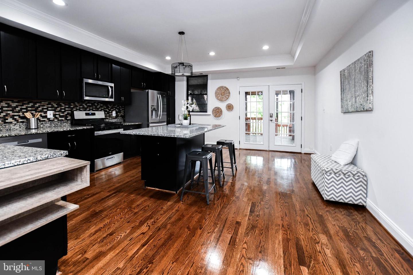 4504 NEW HAMPSHIRE AVE NW, WASHINGTON, District Of Columbia 20011, 4 Bedrooms Bedrooms, ,3 BathroomsBathrooms,Residential,For sale,4504 NEW HAMPSHIRE AVE NW,DCDC2204254 MLS # DCDC2204254