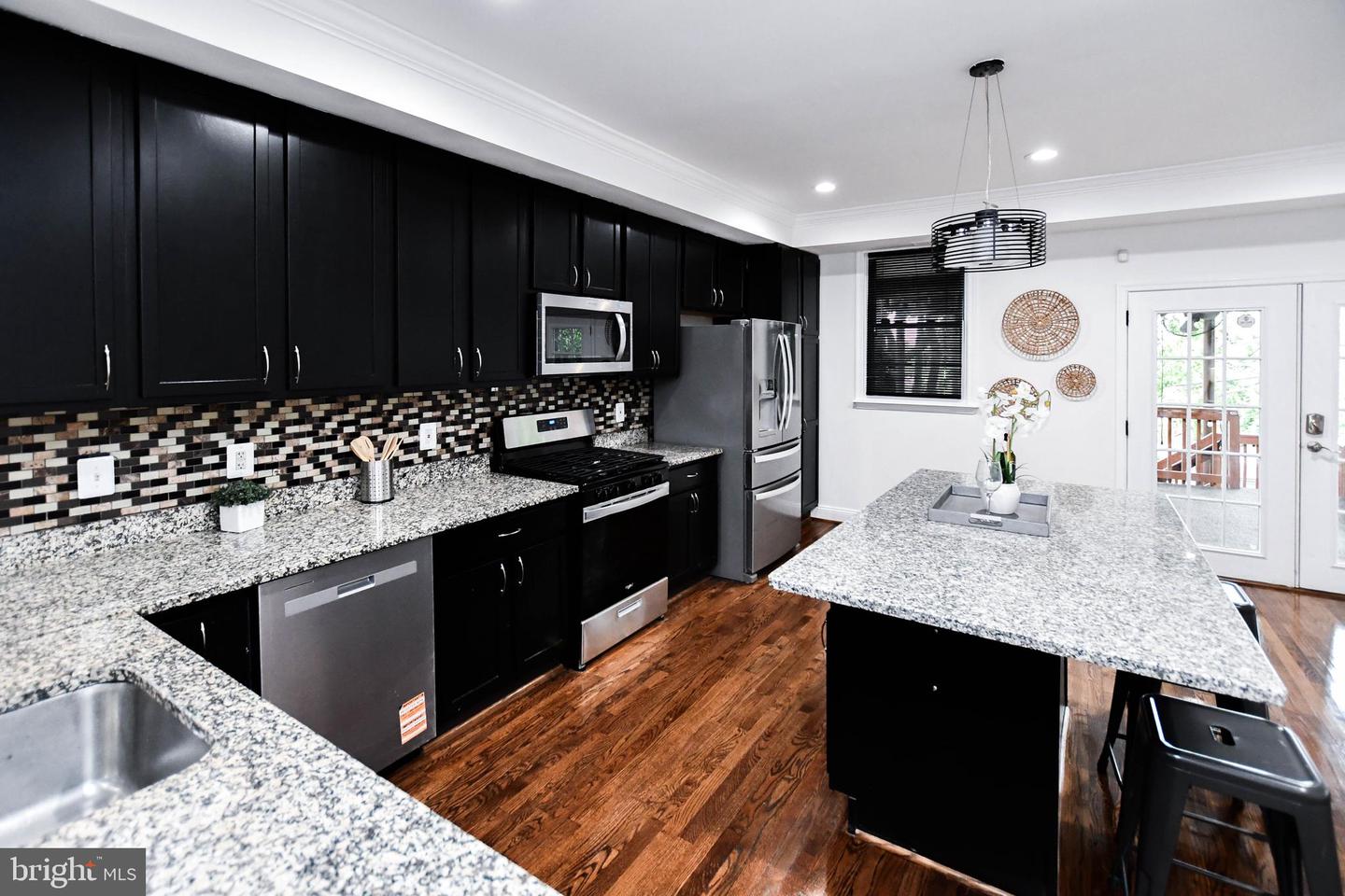 4504 NEW HAMPSHIRE AVE NW, WASHINGTON, District Of Columbia 20011, 4 Bedrooms Bedrooms, ,3 BathroomsBathrooms,Residential,For sale,4504 NEW HAMPSHIRE AVE NW,DCDC2204254 MLS # DCDC2204254