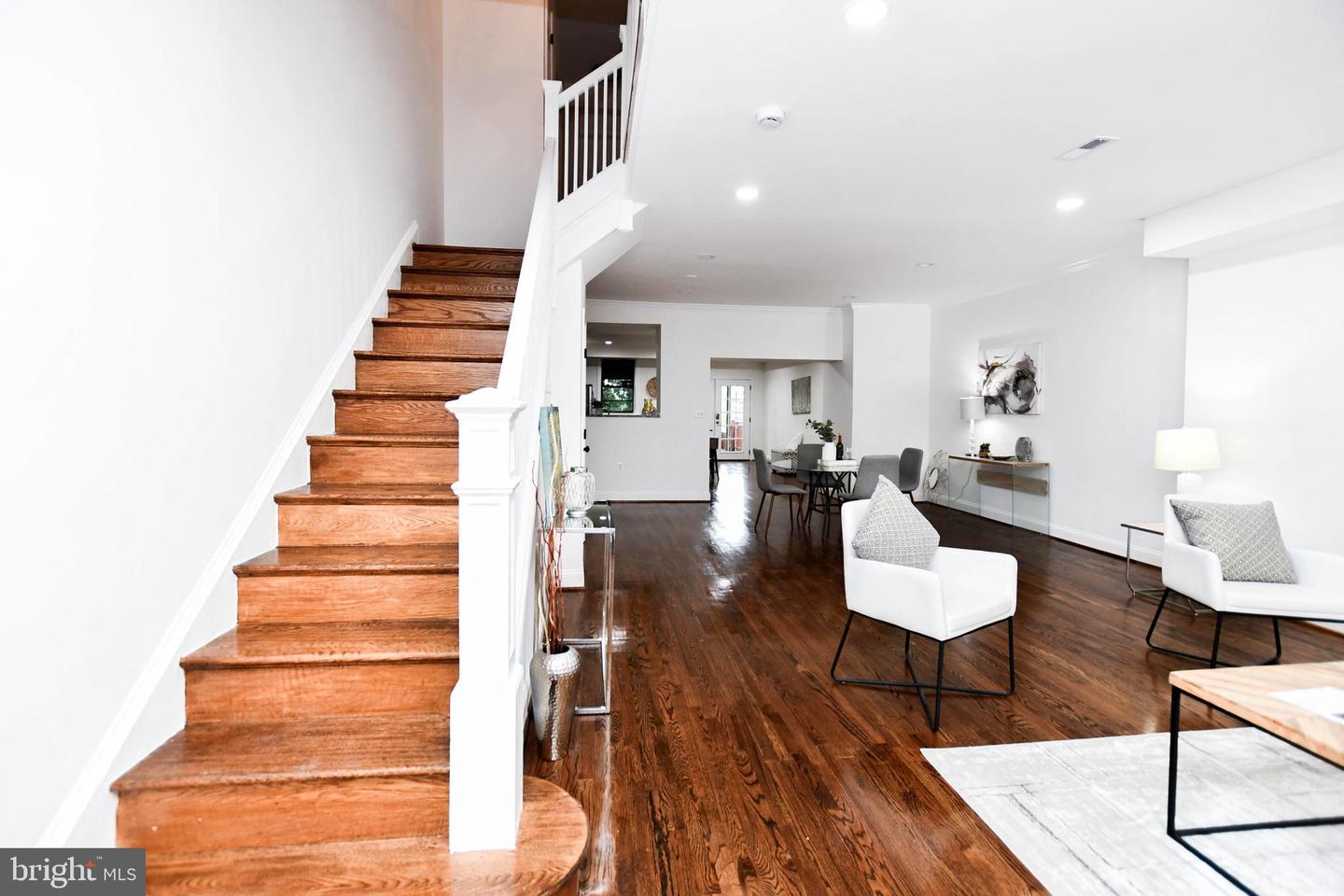 4504 NEW HAMPSHIRE AVE NW, WASHINGTON, District Of Columbia 20011, 4 Bedrooms Bedrooms, ,3 BathroomsBathrooms,Residential,For sale,4504 NEW HAMPSHIRE AVE NW,DCDC2204254 MLS # DCDC2204254