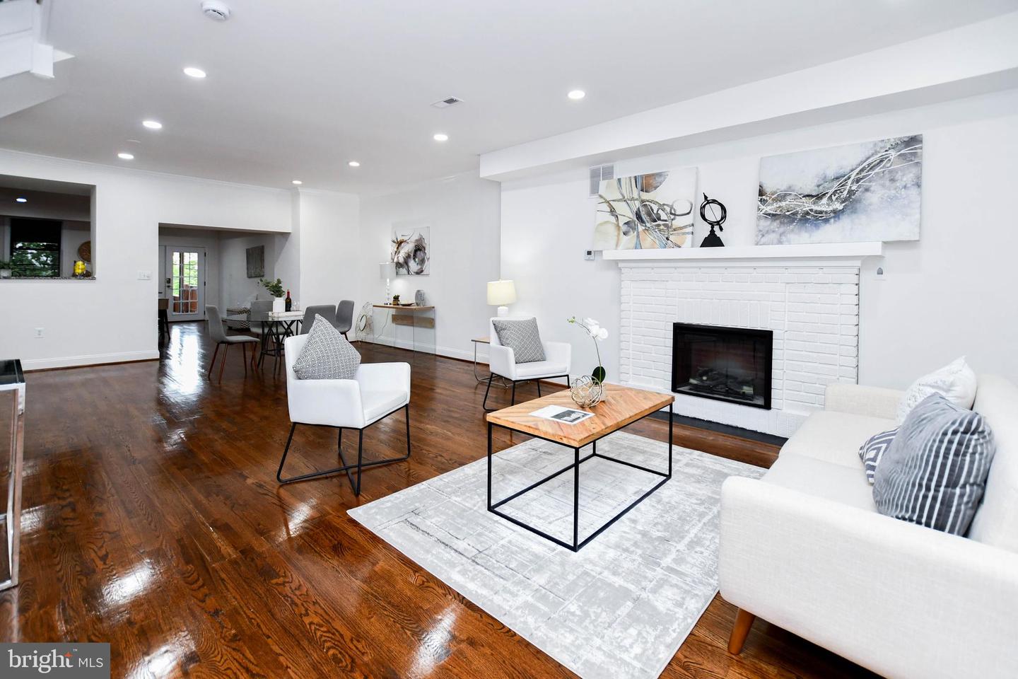 4504 NEW HAMPSHIRE AVE NW, WASHINGTON, District Of Columbia 20011, 4 Bedrooms Bedrooms, ,3 BathroomsBathrooms,Residential,For sale,4504 NEW HAMPSHIRE AVE NW,DCDC2204254 MLS # DCDC2204254
