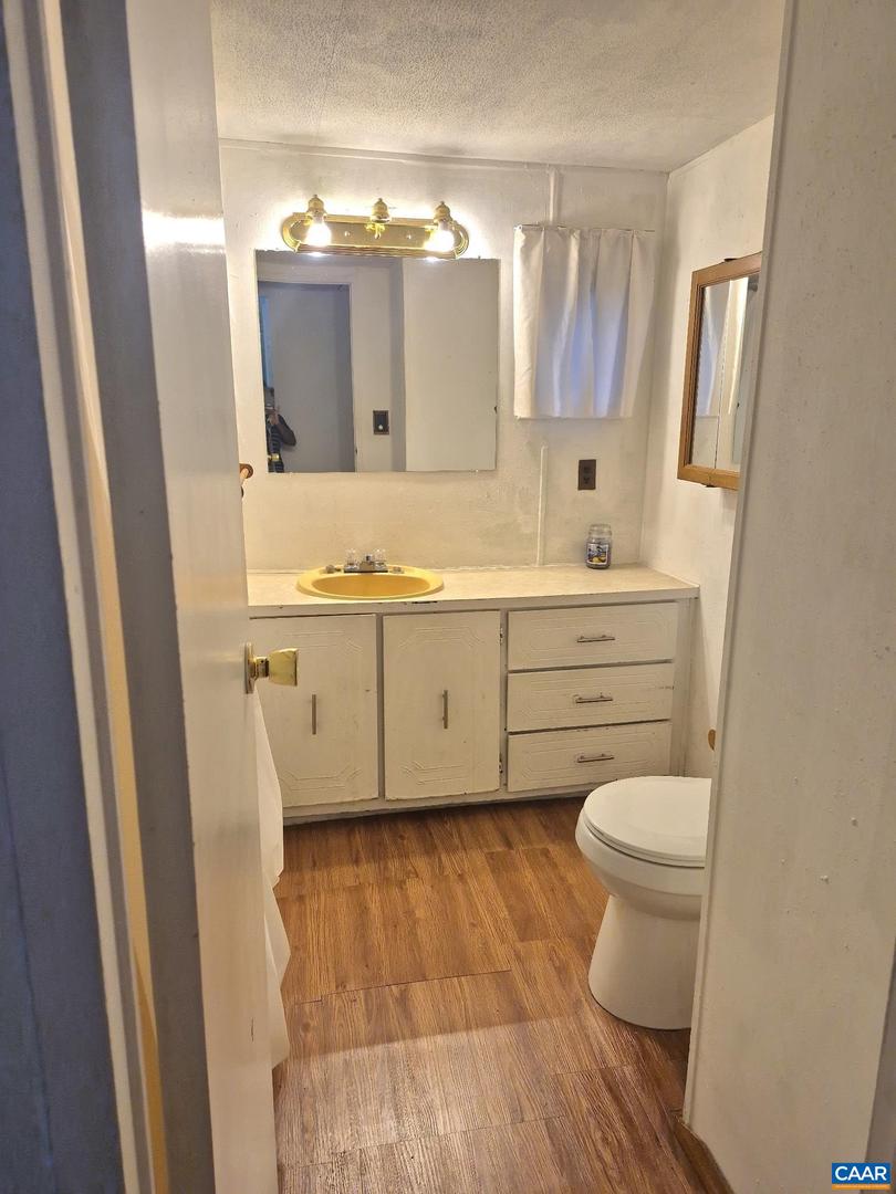 454 KENTS MILL RD, LOUISA, Virginia 23093, 3 Bedrooms Bedrooms, ,2 BathroomsBathrooms,Residential,For sale,454 KENTS MILL RD,665405 MLS # 665405