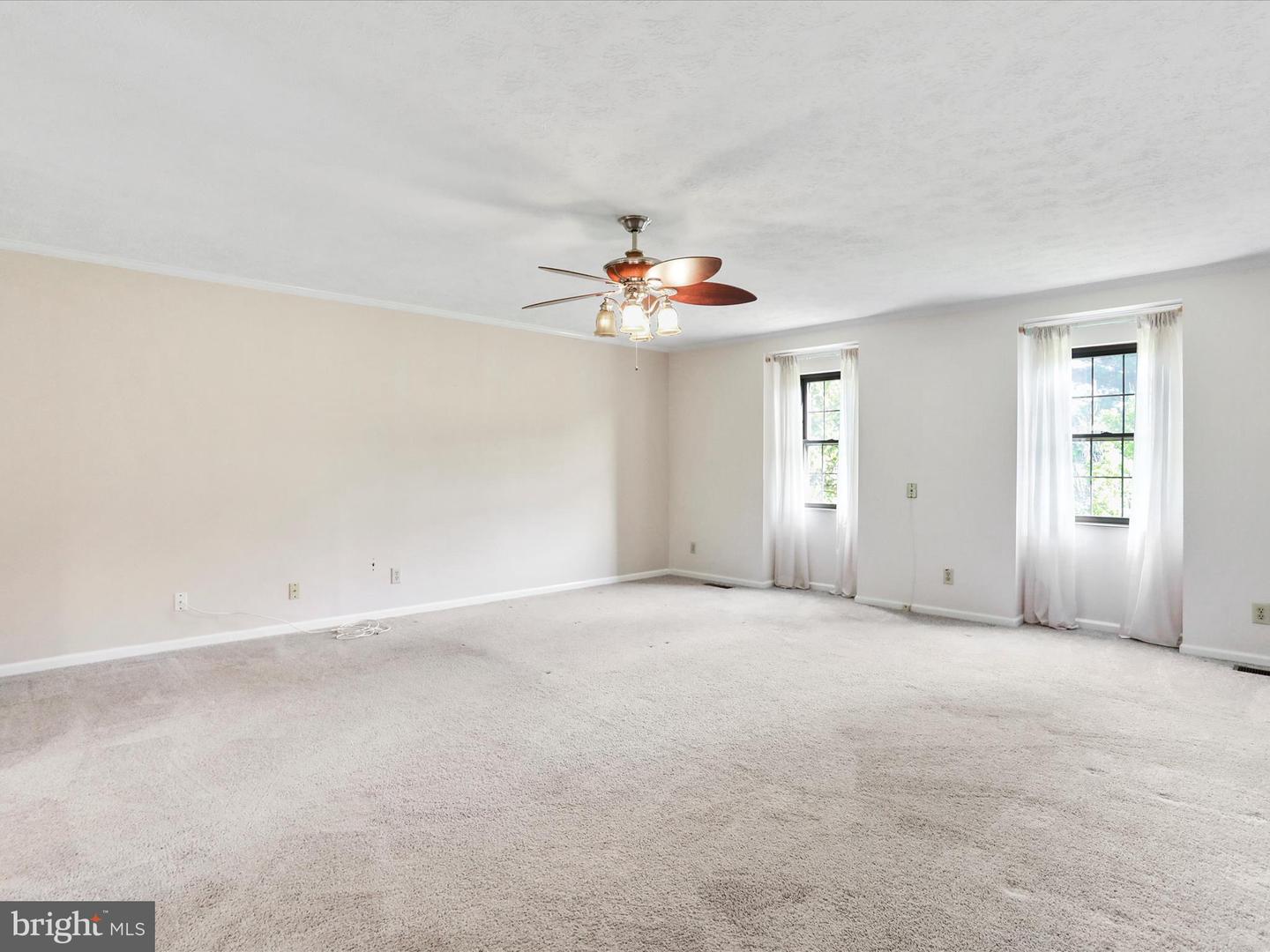 7515 STONEWALL JACKSON HWY, FRONT ROYAL, Virginia 22630, 4 Bedrooms Bedrooms, ,3 BathroomsBathrooms,Farm,For sale,7515 STONEWALL JACKSON HWY,VAWR2011364 MLS # VAWR2011364