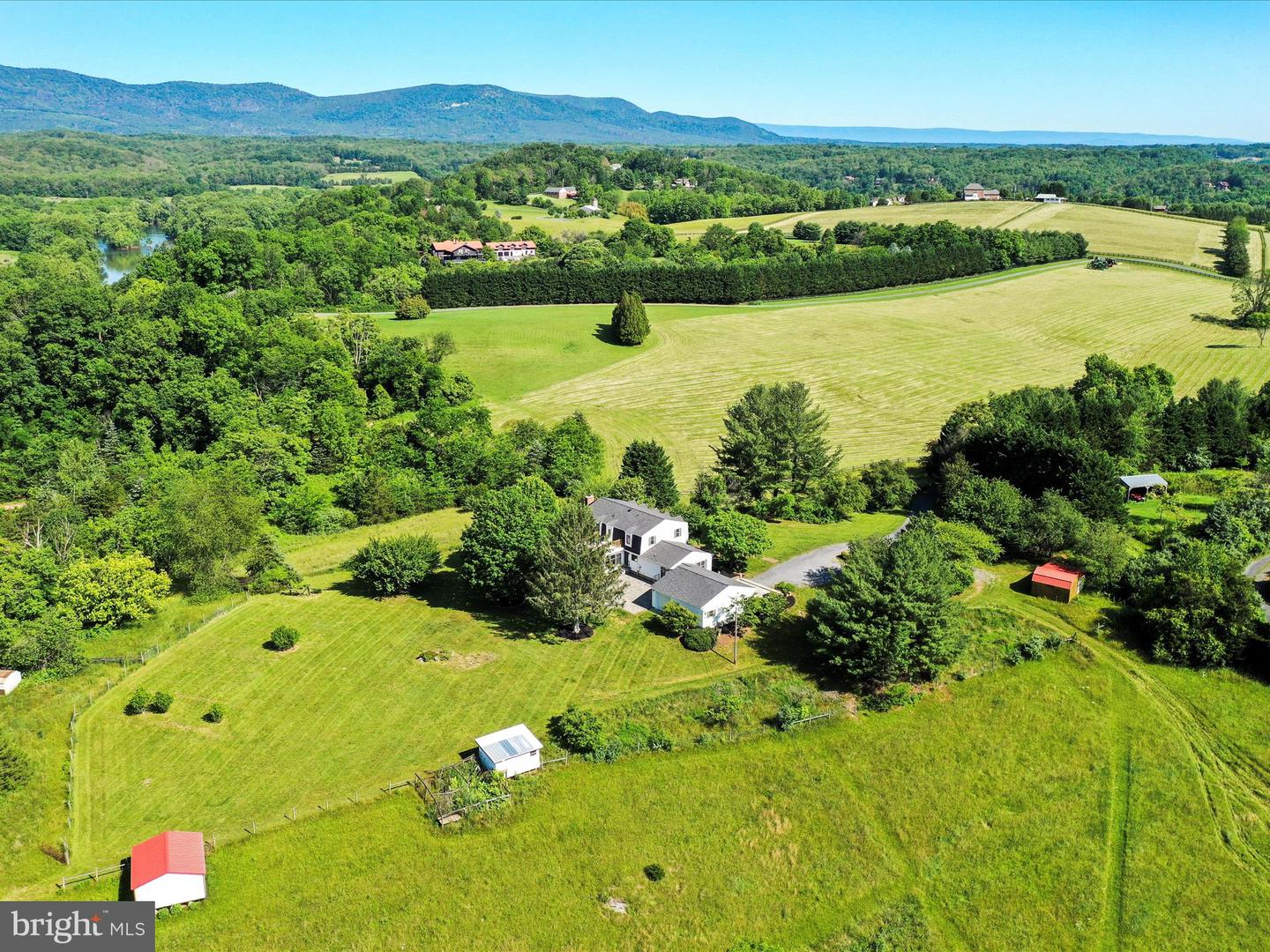 7515 STONEWALL JACKSON HWY, FRONT ROYAL, Virginia 22630, 4 Bedrooms Bedrooms, ,3 BathroomsBathrooms,Farm,For sale,7515 STONEWALL JACKSON HWY,VAWR2011364 MLS # VAWR2011364