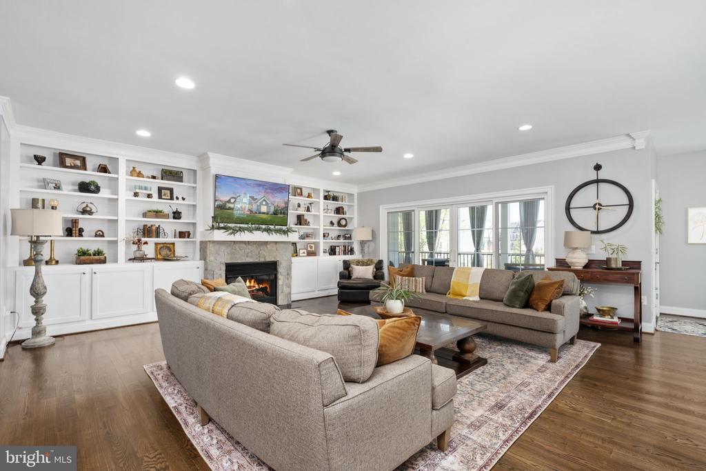 10605 SPRINGVALE LN, SPOTSYLVANIA, Virginia 22551, 5 Bedrooms Bedrooms, ,5 BathroomsBathrooms,Residential,10605 SPRINGVALE LN,VASP2031872 MLS # VASP2031872