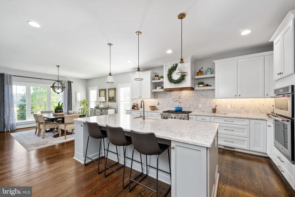 10605 SPRINGVALE LN, SPOTSYLVANIA, Virginia 22551, 5 Bedrooms Bedrooms, ,5 BathroomsBathrooms,Residential,10605 SPRINGVALE LN,VASP2031872 MLS # VASP2031872