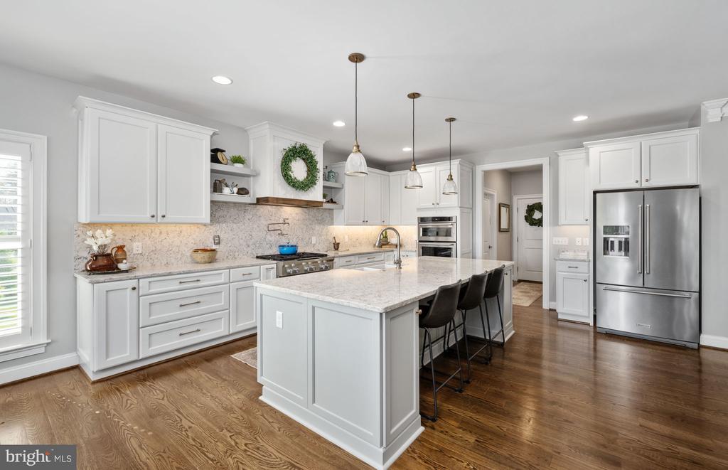 10605 SPRINGVALE LN, SPOTSYLVANIA, Virginia 22551, 5 Bedrooms Bedrooms, ,5 BathroomsBathrooms,Residential,10605 SPRINGVALE LN,VASP2031872 MLS # VASP2031872