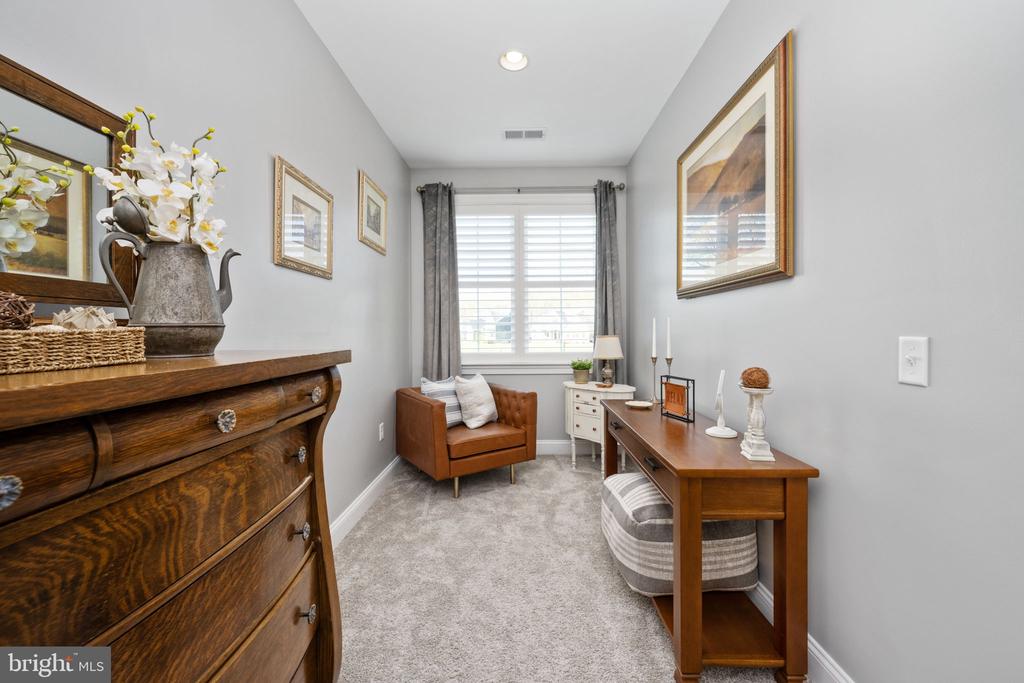 10605 SPRINGVALE LN, SPOTSYLVANIA, Virginia 22551, 5 Bedrooms Bedrooms, ,5 BathroomsBathrooms,Residential,10605 SPRINGVALE LN,VASP2031872 MLS # VASP2031872