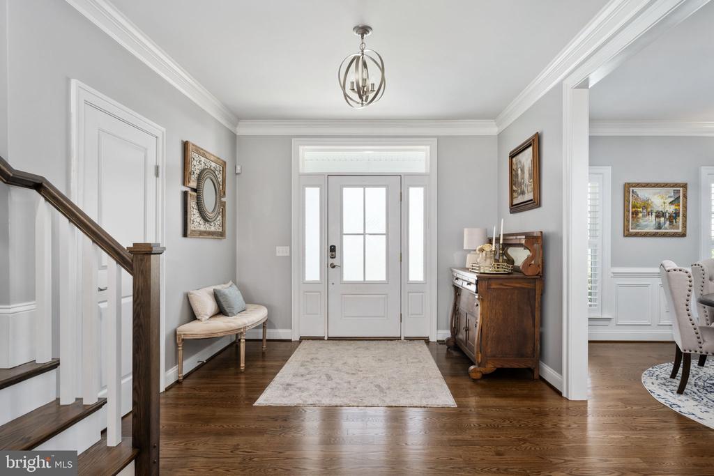 10605 SPRINGVALE LN, SPOTSYLVANIA, Virginia 22551, 5 Bedrooms Bedrooms, ,5 BathroomsBathrooms,Residential,10605 SPRINGVALE LN,VASP2031872 MLS # VASP2031872