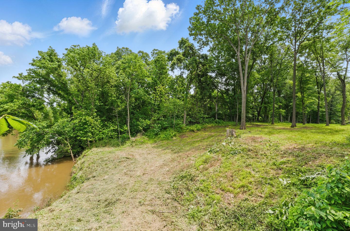LOT 160 POTOMAC DR, ASHBURN, Virginia 20147, ,Land,For sale,LOT 160 POTOMAC DR,VALO2098918 MLS # VALO2098918
