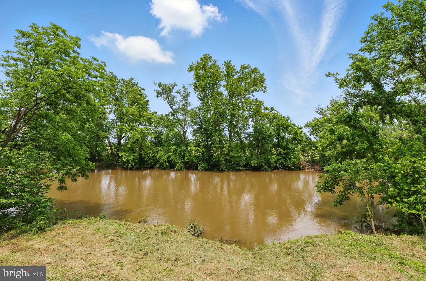 LOT 160 POTOMAC DR, ASHBURN, Virginia 20147, ,Land,For sale,LOT 160 POTOMAC DR,VALO2098918 MLS # VALO2098918