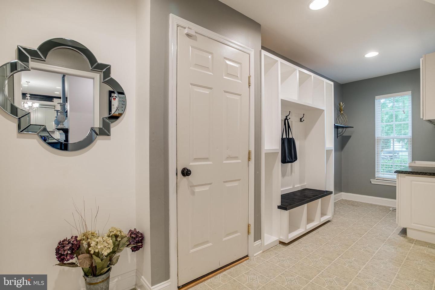 6735 ECKERT CT, WARRENTON, Virginia 20187, 5 Bedrooms Bedrooms, ,3 BathroomsBathrooms,Residential,For sale,6735 ECKERT CT,VAFQ2015614 MLS # VAFQ2015614