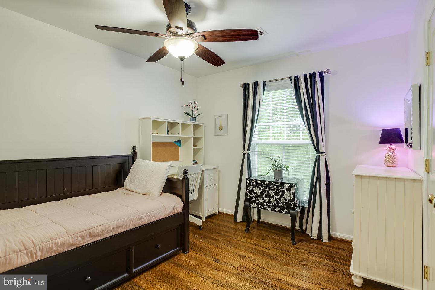 6735 ECKERT CT, WARRENTON, Virginia 20187, 5 Bedrooms Bedrooms, ,3 BathroomsBathrooms,Residential,For sale,6735 ECKERT CT,VAFQ2015614 MLS # VAFQ2015614