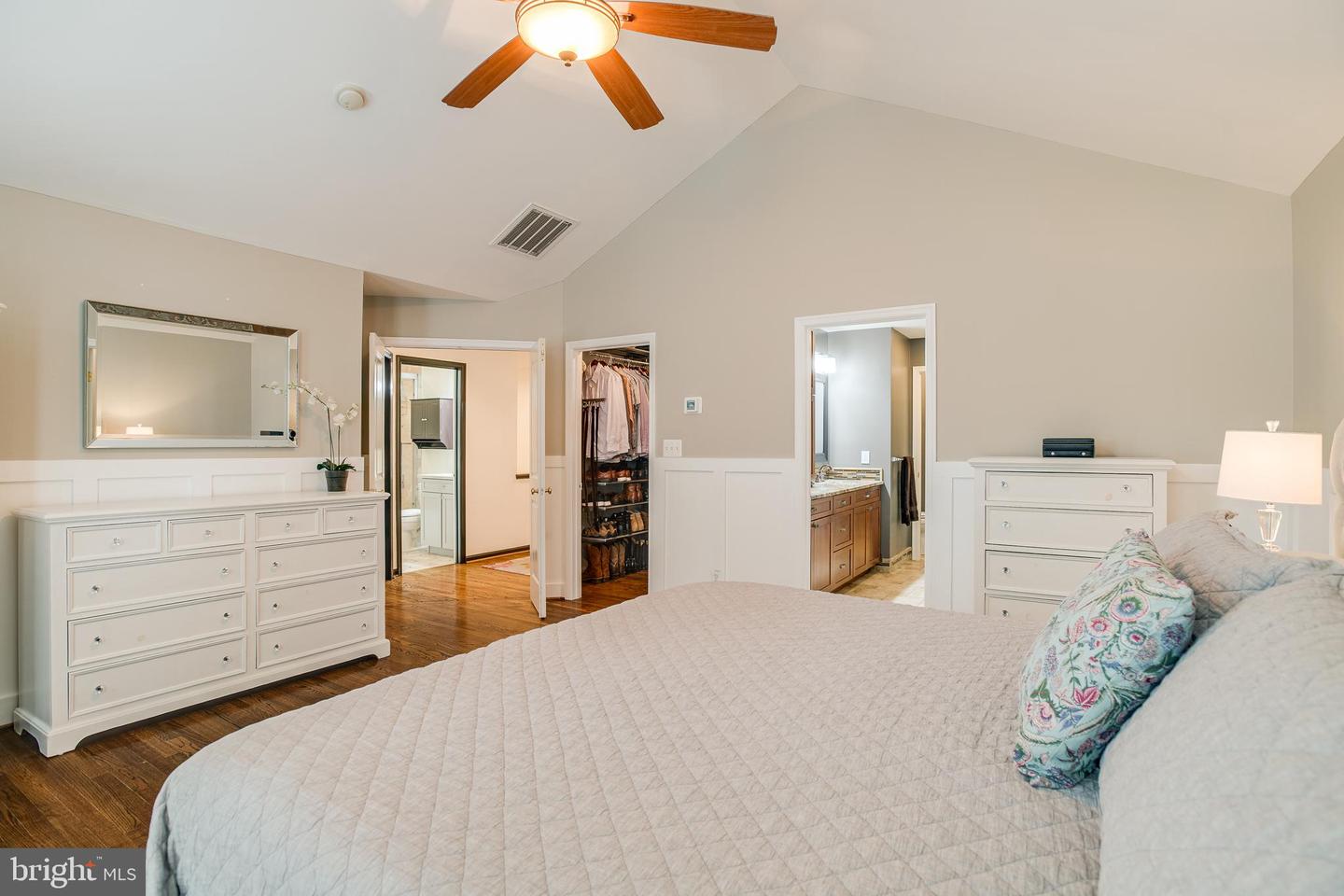 6735 ECKERT CT, WARRENTON, Virginia 20187, 5 Bedrooms Bedrooms, ,3 BathroomsBathrooms,Residential,For sale,6735 ECKERT CT,VAFQ2015614 MLS # VAFQ2015614