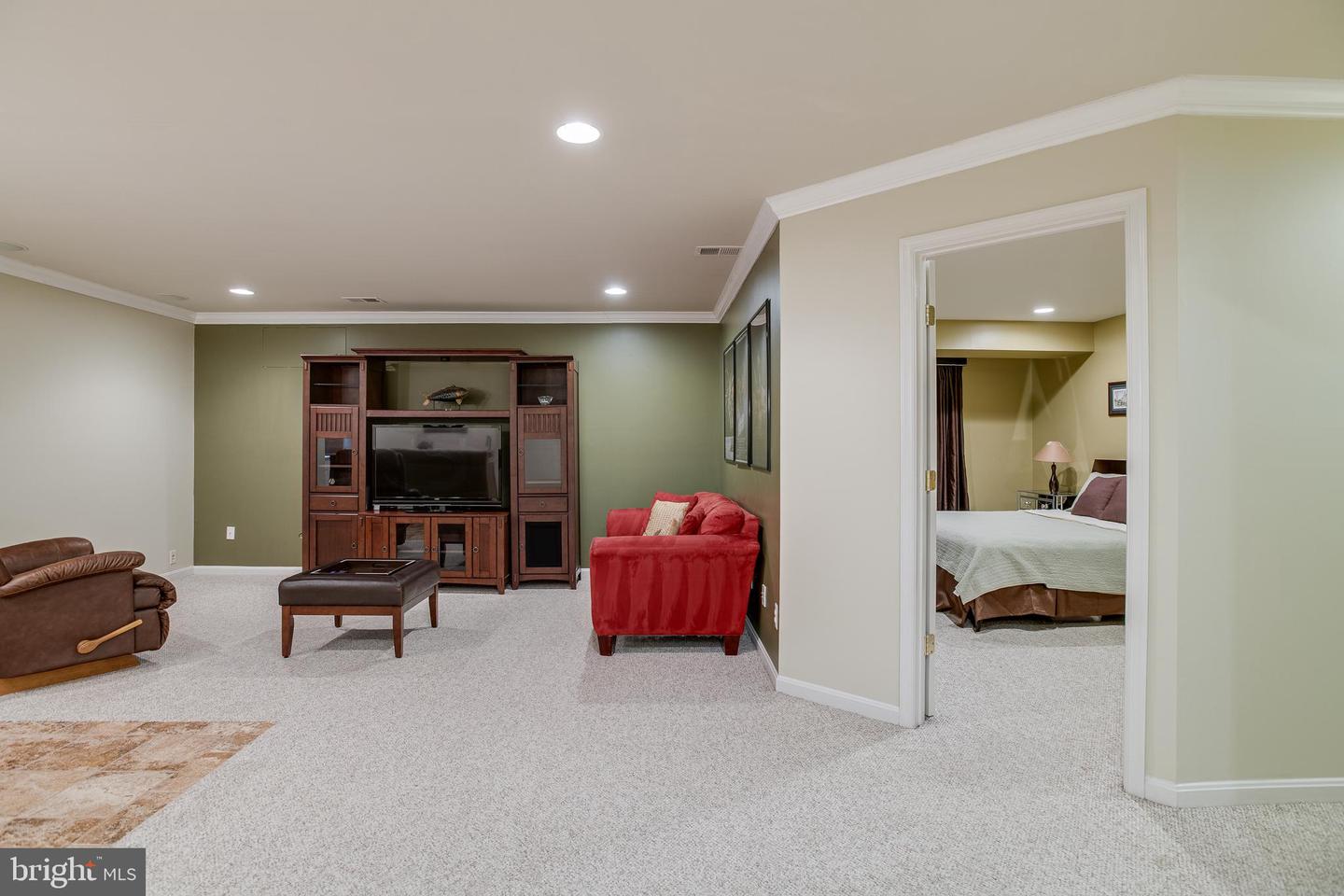 6735 ECKERT CT, WARRENTON, Virginia 20187, 5 Bedrooms Bedrooms, ,3 BathroomsBathrooms,Residential,For sale,6735 ECKERT CT,VAFQ2015614 MLS # VAFQ2015614