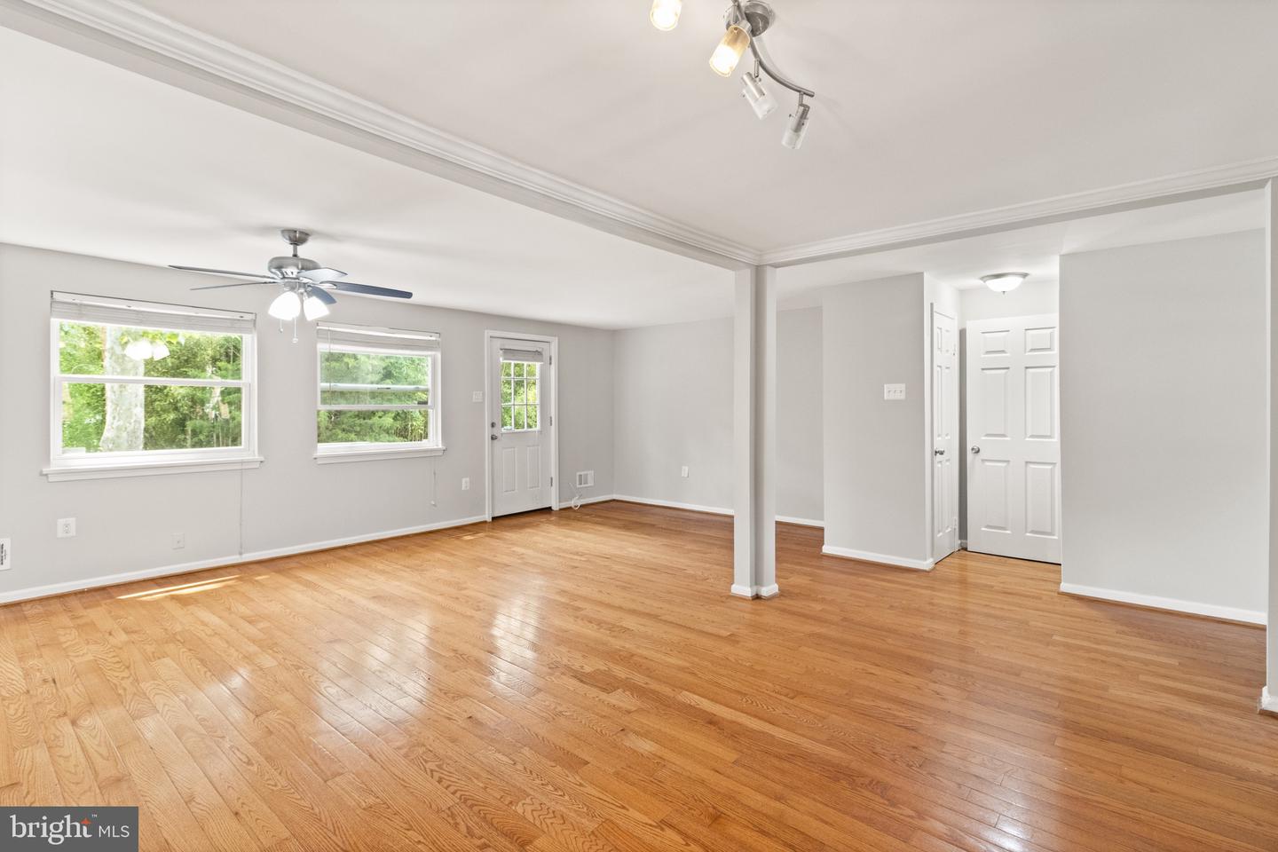 8042 SAINT ANNES CT, ALEXANDRIA, Virginia 22309, 3 Bedrooms Bedrooms, ,3 BathroomsBathrooms,Residential,For sale,8042 SAINT ANNES CT,VAFX2227768 MLS # VAFX2227768