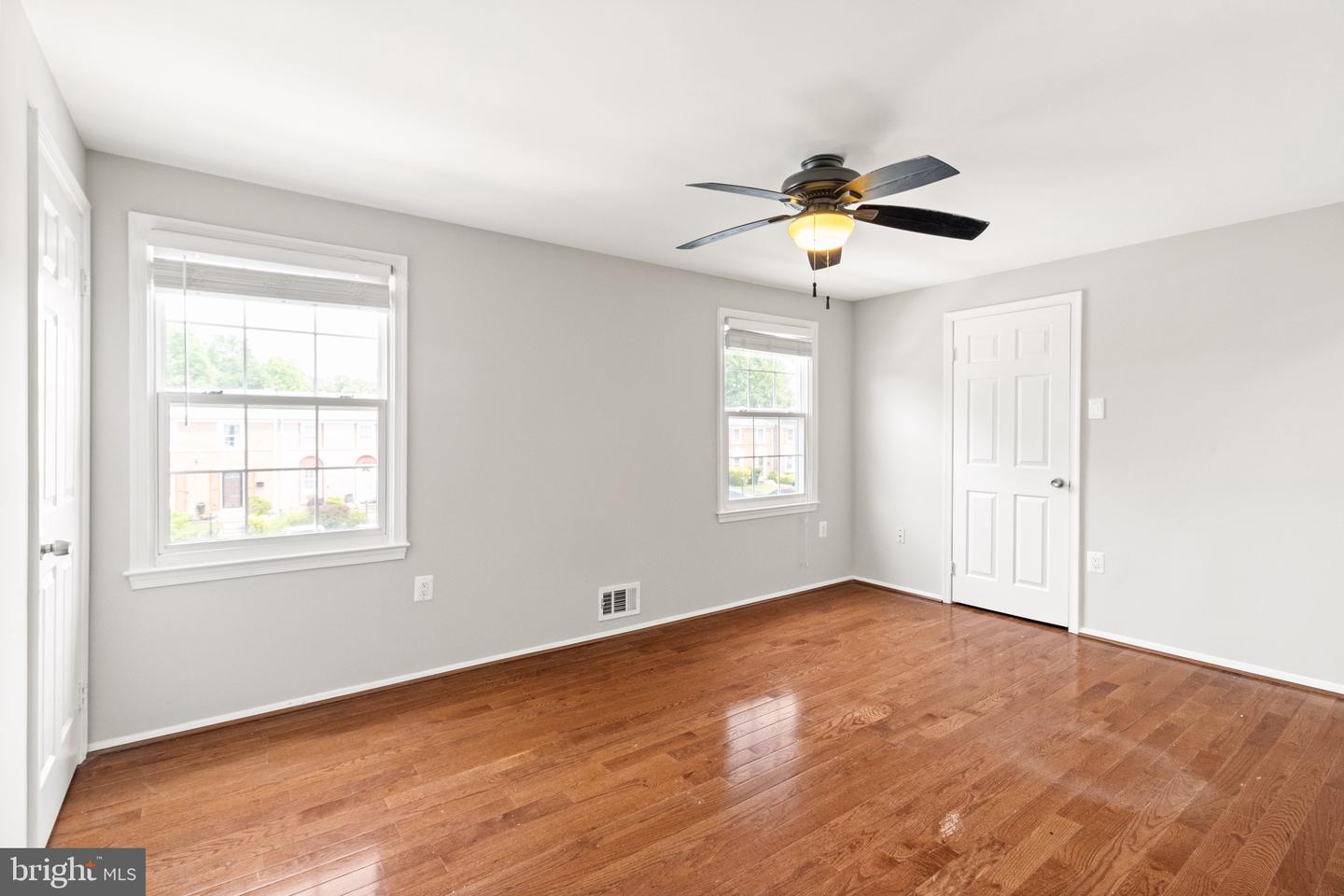 8042 SAINT ANNES CT, ALEXANDRIA, Virginia 22309, 3 Bedrooms Bedrooms, ,3 BathroomsBathrooms,Residential,For sale,8042 SAINT ANNES CT,VAFX2227768 MLS # VAFX2227768