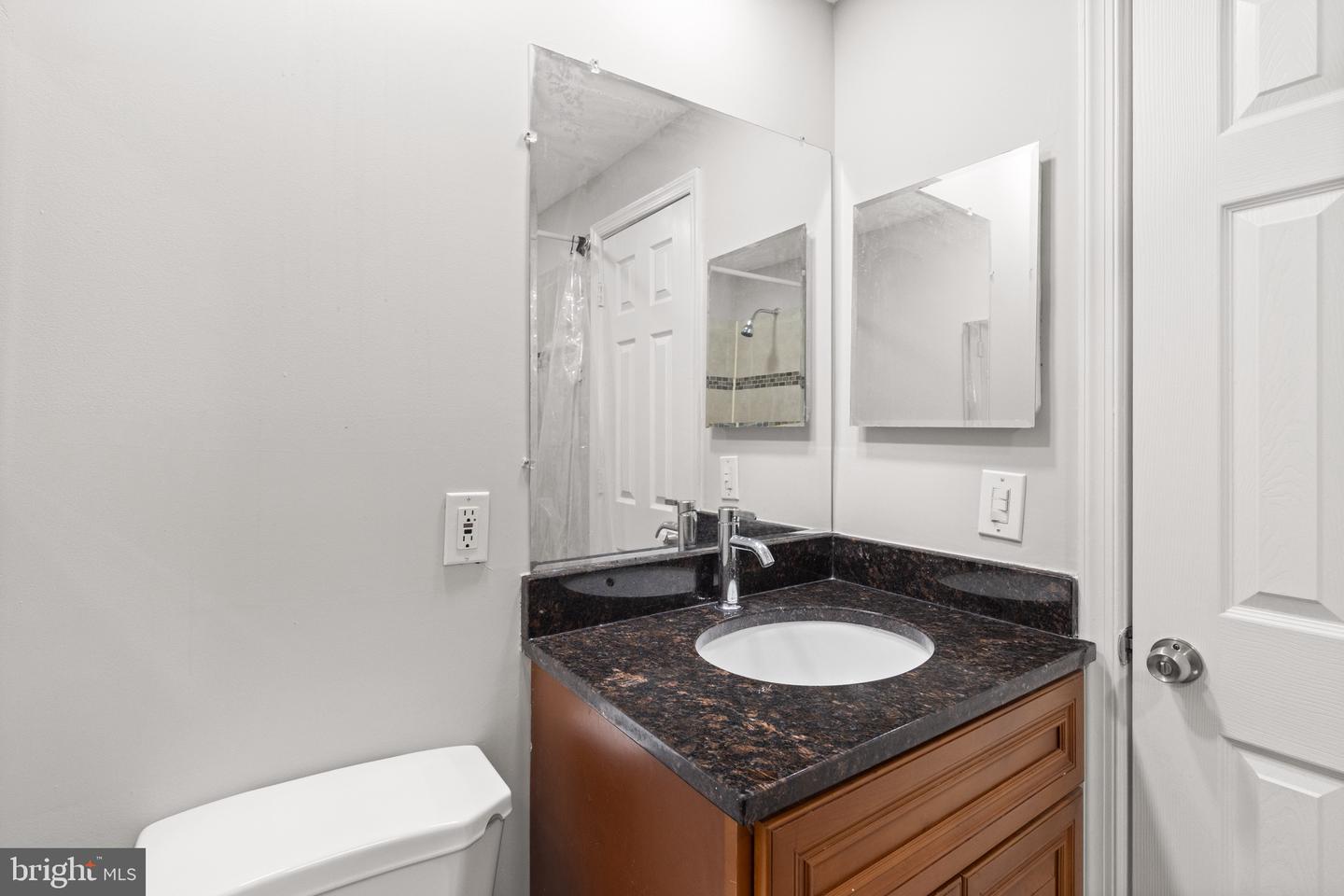 8042 SAINT ANNES CT, ALEXANDRIA, Virginia 22309, 3 Bedrooms Bedrooms, ,3 BathroomsBathrooms,Residential,For sale,8042 SAINT ANNES CT,VAFX2227768 MLS # VAFX2227768