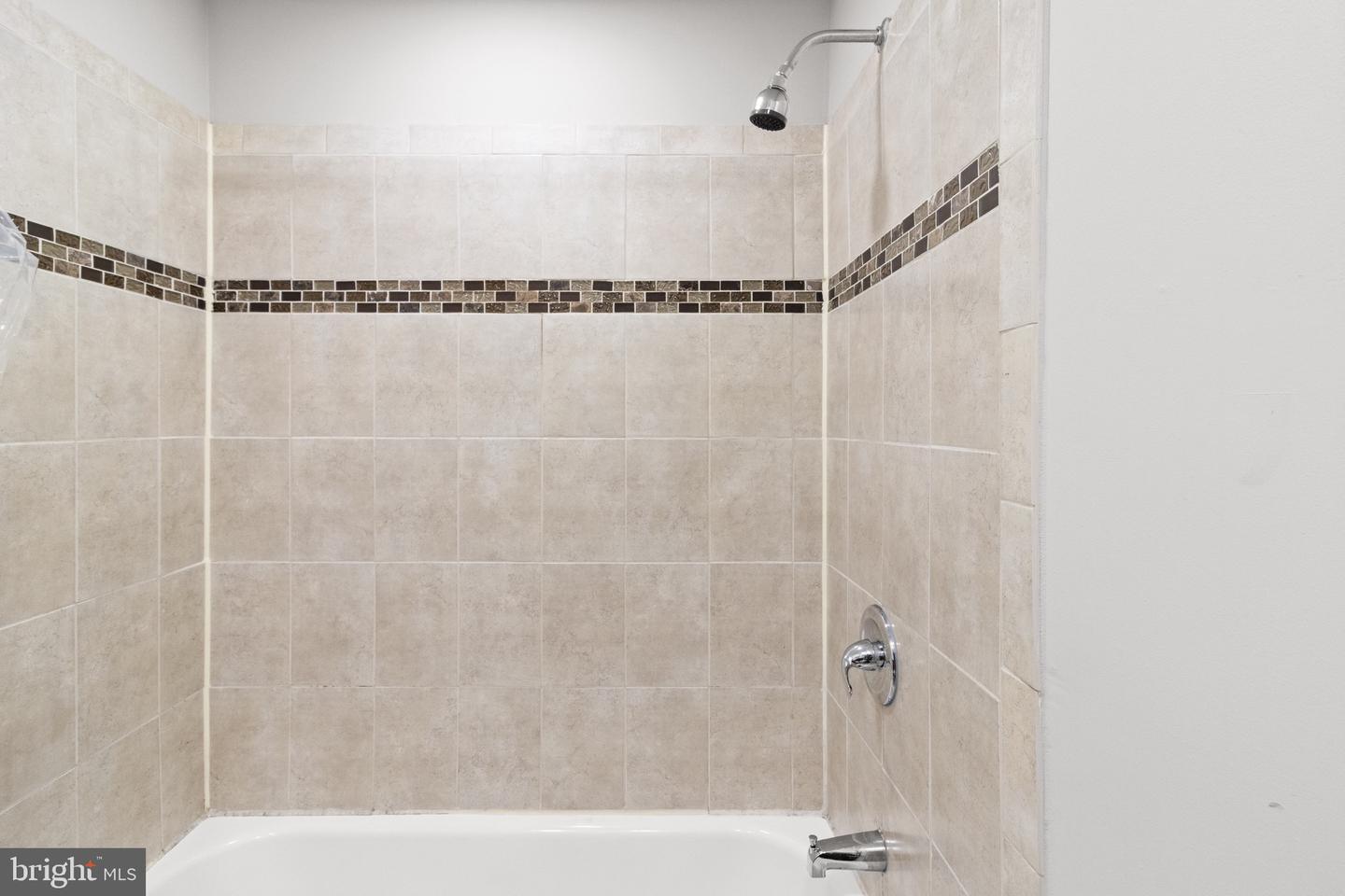 8042 SAINT ANNES CT, ALEXANDRIA, Virginia 22309, 3 Bedrooms Bedrooms, ,3 BathroomsBathrooms,Residential,For sale,8042 SAINT ANNES CT,VAFX2227768 MLS # VAFX2227768