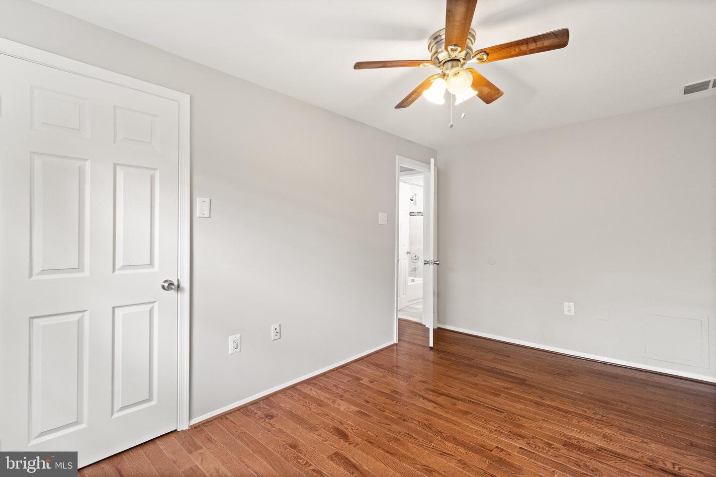 8042 SAINT ANNES CT, ALEXANDRIA, Virginia 22309, 3 Bedrooms Bedrooms, ,3 BathroomsBathrooms,Residential,For sale,8042 SAINT ANNES CT,VAFX2227768 MLS # VAFX2227768