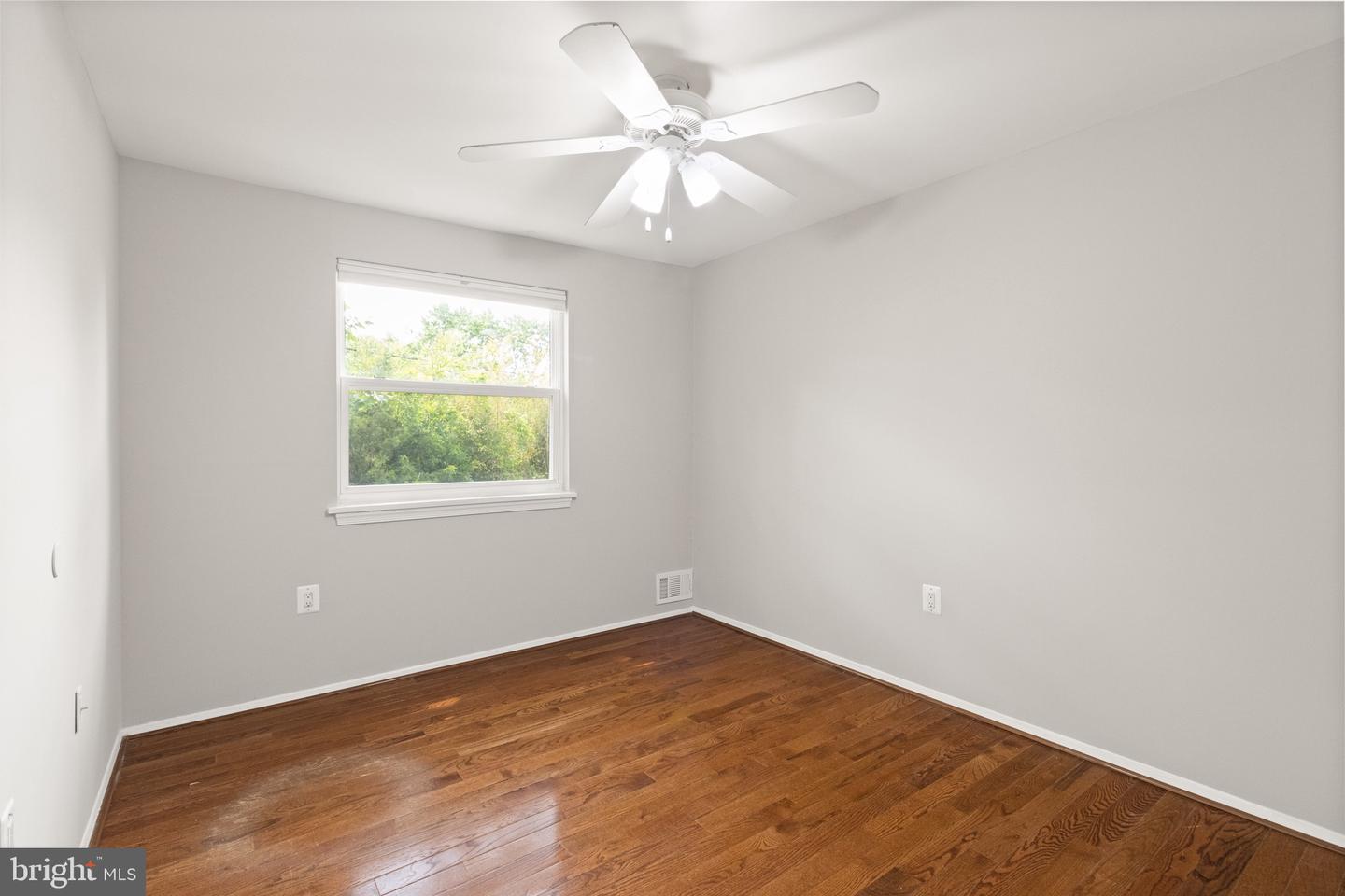 8042 SAINT ANNES CT, ALEXANDRIA, Virginia 22309, 3 Bedrooms Bedrooms, ,3 BathroomsBathrooms,Residential,For sale,8042 SAINT ANNES CT,VAFX2227768 MLS # VAFX2227768