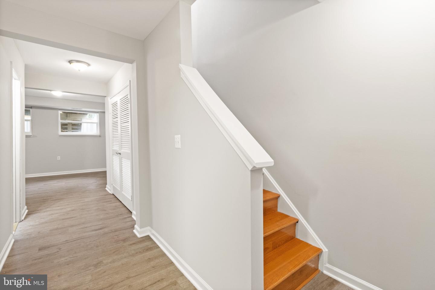 8042 SAINT ANNES CT, ALEXANDRIA, Virginia 22309, 3 Bedrooms Bedrooms, ,3 BathroomsBathrooms,Residential,For sale,8042 SAINT ANNES CT,VAFX2227768 MLS # VAFX2227768