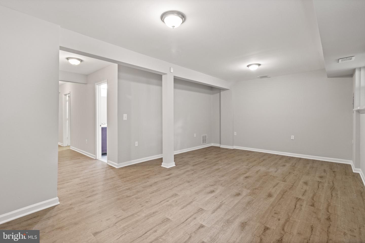 8042 SAINT ANNES CT, ALEXANDRIA, Virginia 22309, 3 Bedrooms Bedrooms, ,3 BathroomsBathrooms,Residential,For sale,8042 SAINT ANNES CT,VAFX2227768 MLS # VAFX2227768