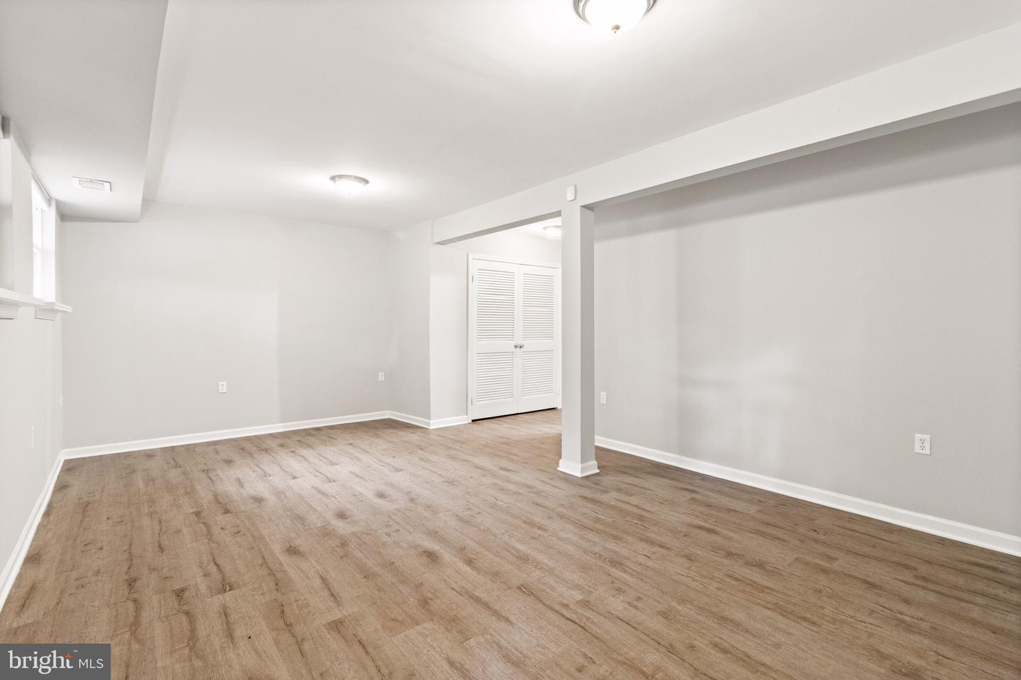 8042 SAINT ANNES CT, ALEXANDRIA, Virginia 22309, 3 Bedrooms Bedrooms, ,3 BathroomsBathrooms,Residential,For sale,8042 SAINT ANNES CT,VAFX2227768 MLS # VAFX2227768