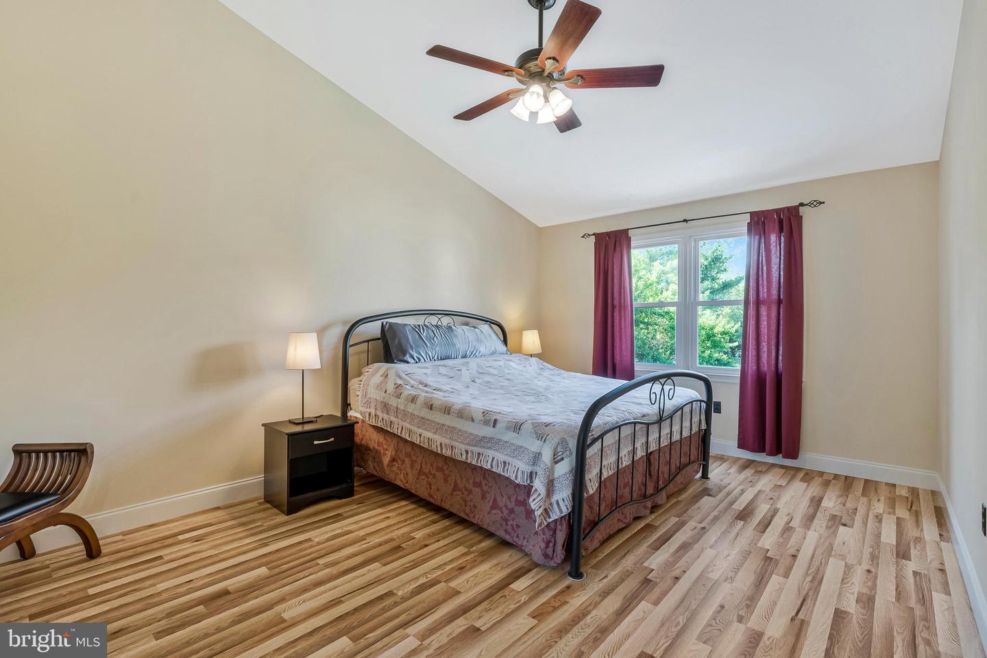 10866 MONTICELLO CT, GREAT FALLS, Virginia 22066, 3 Bedrooms Bedrooms, ,2 BathroomsBathrooms,Residential,For sale,10866 MONTICELLO CT,VALO2092332 MLS # VALO2092332