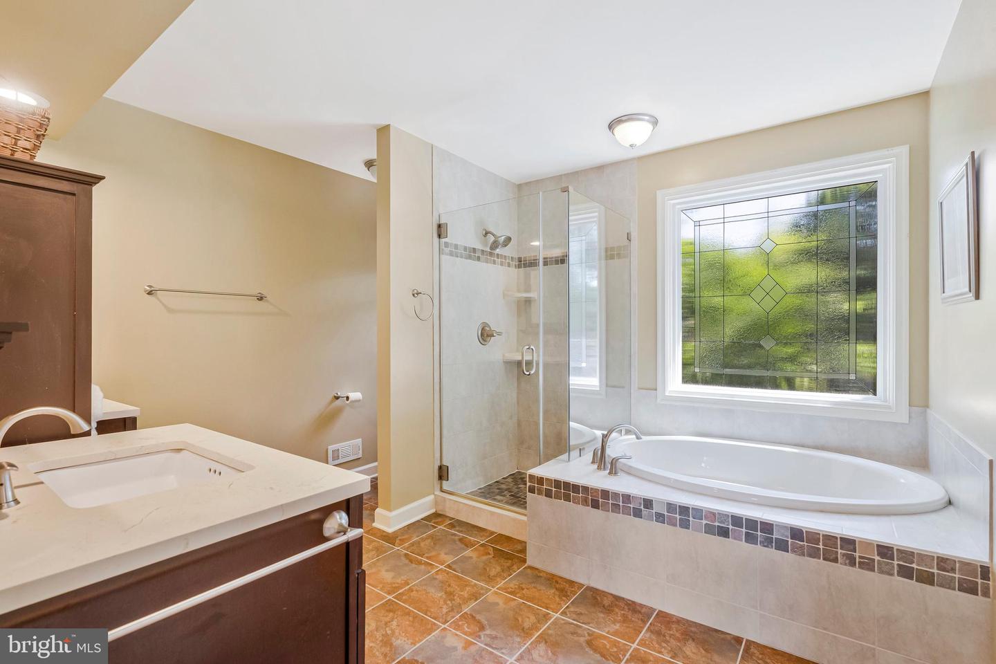 10866 MONTICELLO CT, GREAT FALLS, Virginia 22066, 3 Bedrooms Bedrooms, ,2 BathroomsBathrooms,Residential,For sale,10866 MONTICELLO CT,VALO2092332 MLS # VALO2092332